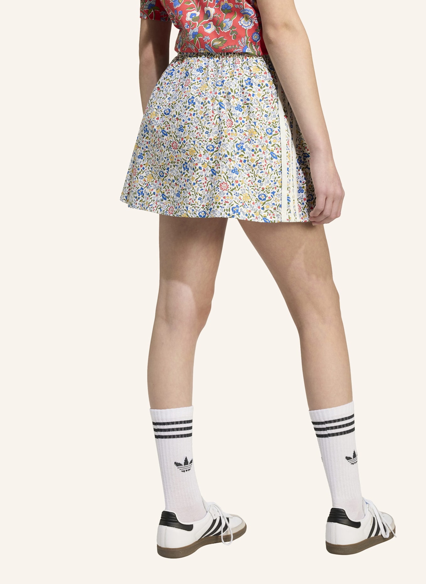 adidas Originals ADIDAS ORIGINALS X LIBERTY LONDON KIDS ROCK: WEISS/ ROT