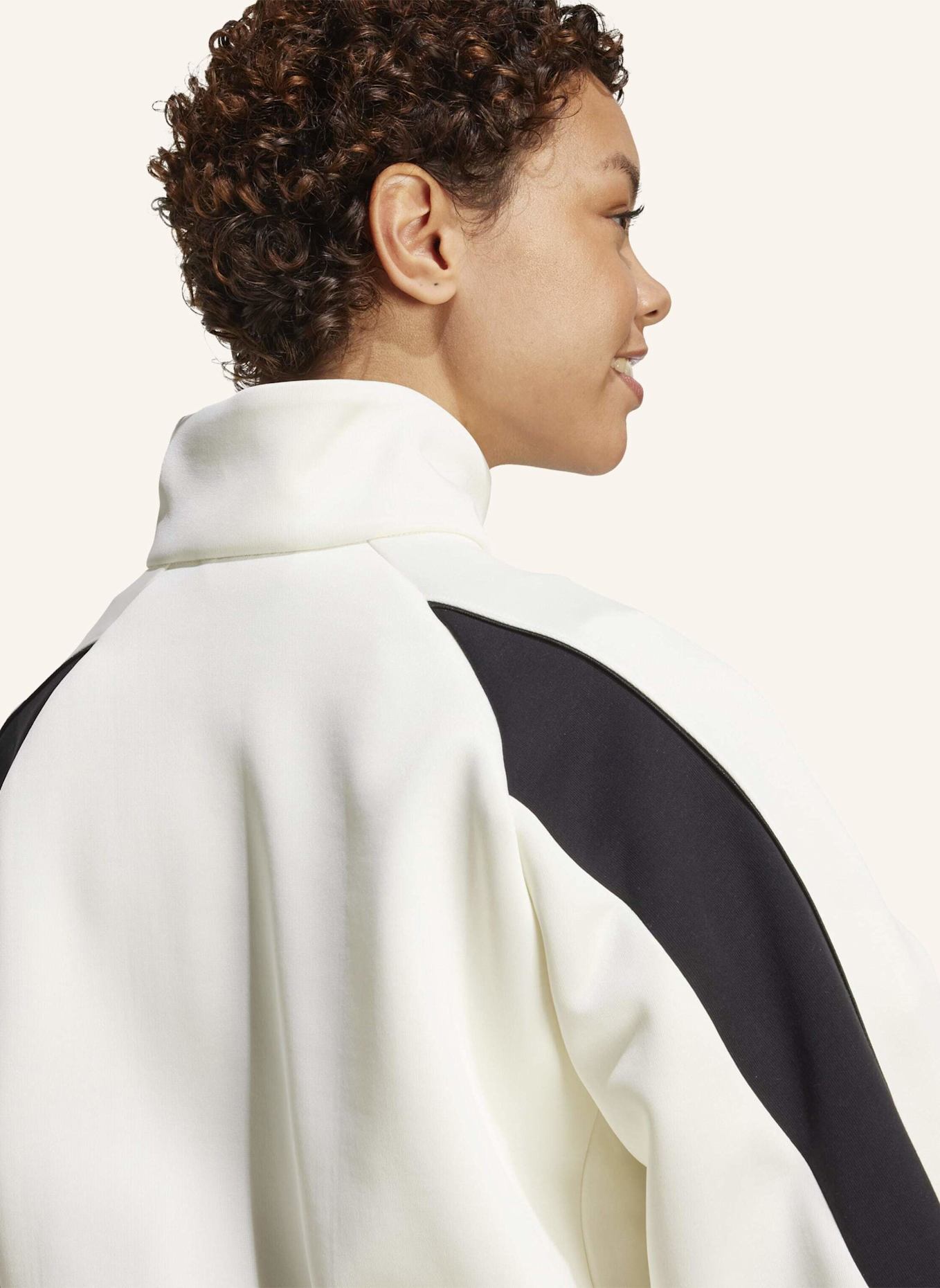 adidas STADIUM TRAININGSJACKE: WEISS/ SCHWARZ