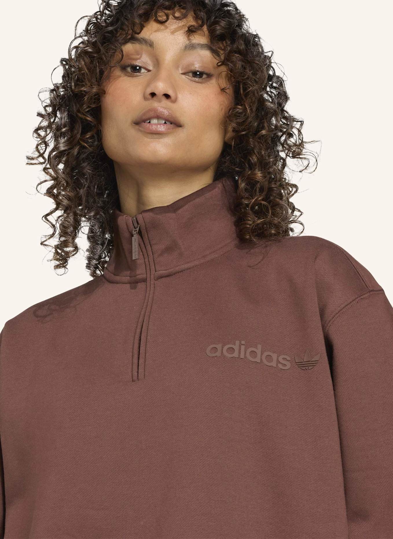 adidas Originals ESSENTIALS LINEAR QUARTER-ZIP OVERSIZED OBERTEIL: BRAUN