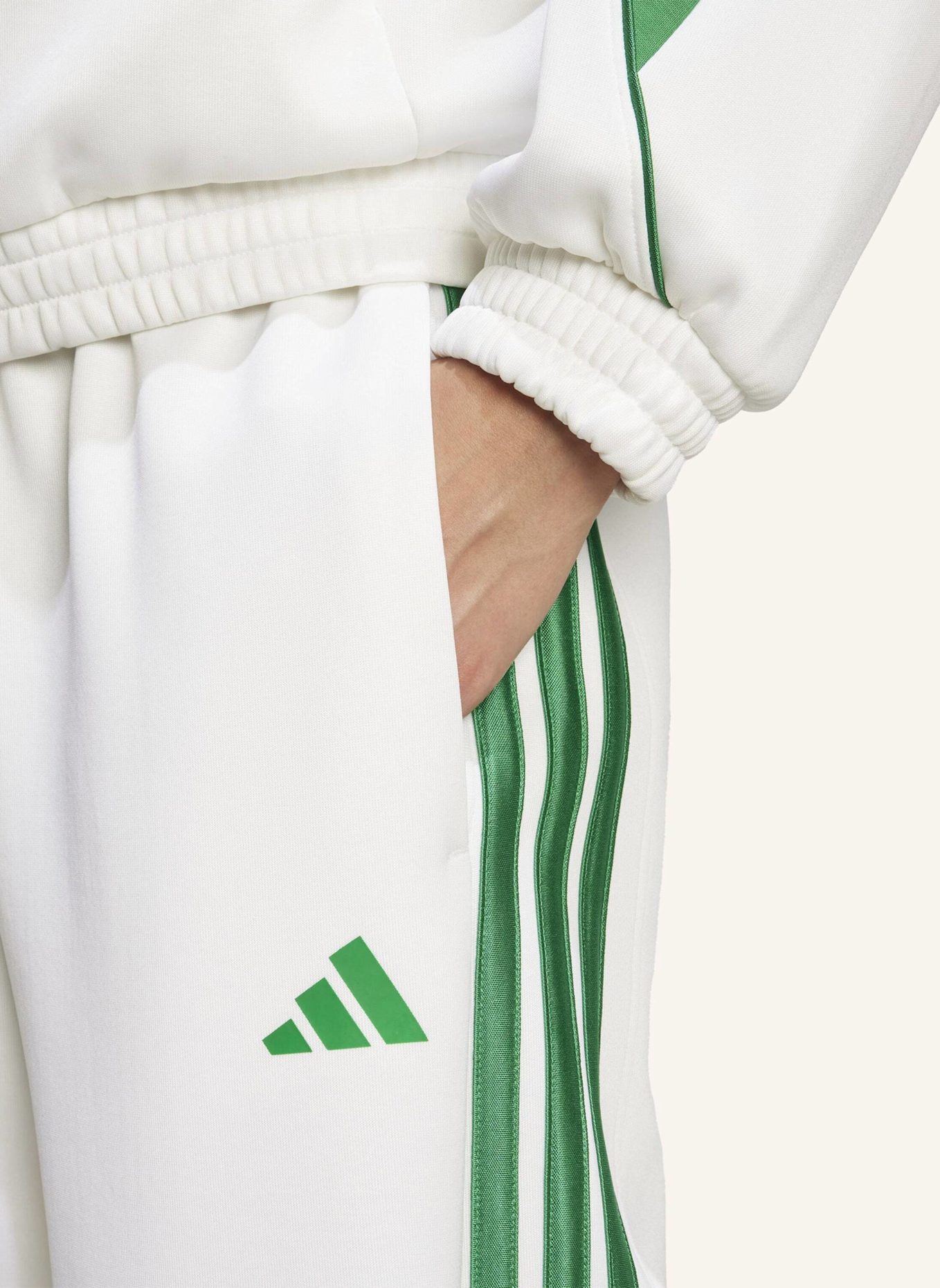 adidas STADIUM 3-STREIFEN TRAININGSHOSE: WEISS/ GRÜN