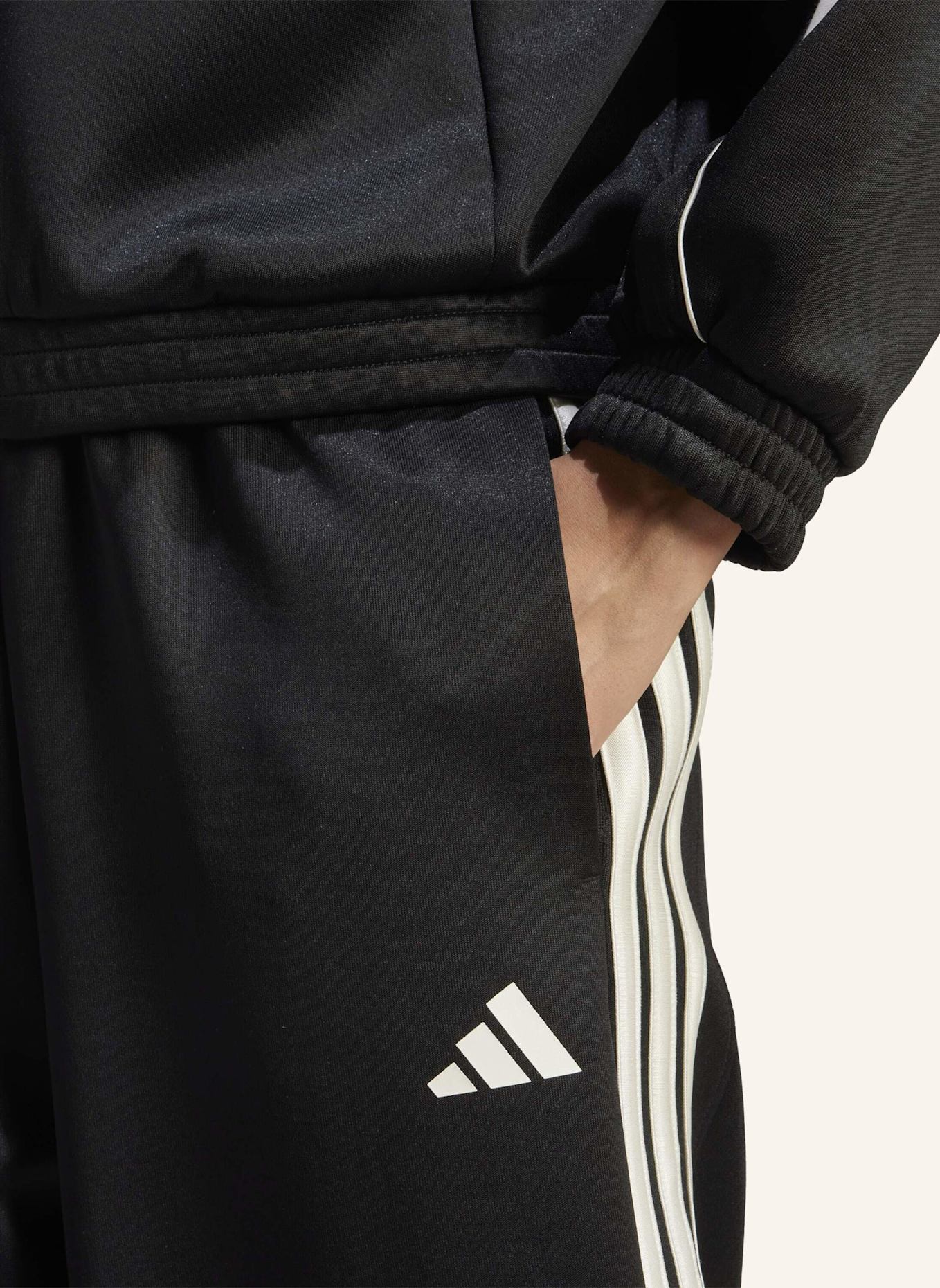 adidas STADIUM 3-STREIFEN TRAININGSHOSE: SCHWARZ/ WEISS