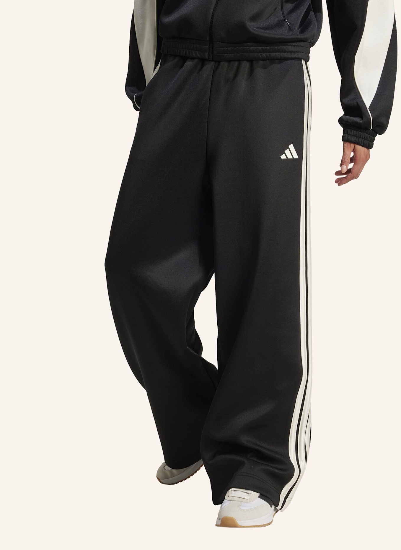 adidas STADIUM 3-STREIFEN TRAININGSHOSE: SCHWARZ/ WEISS