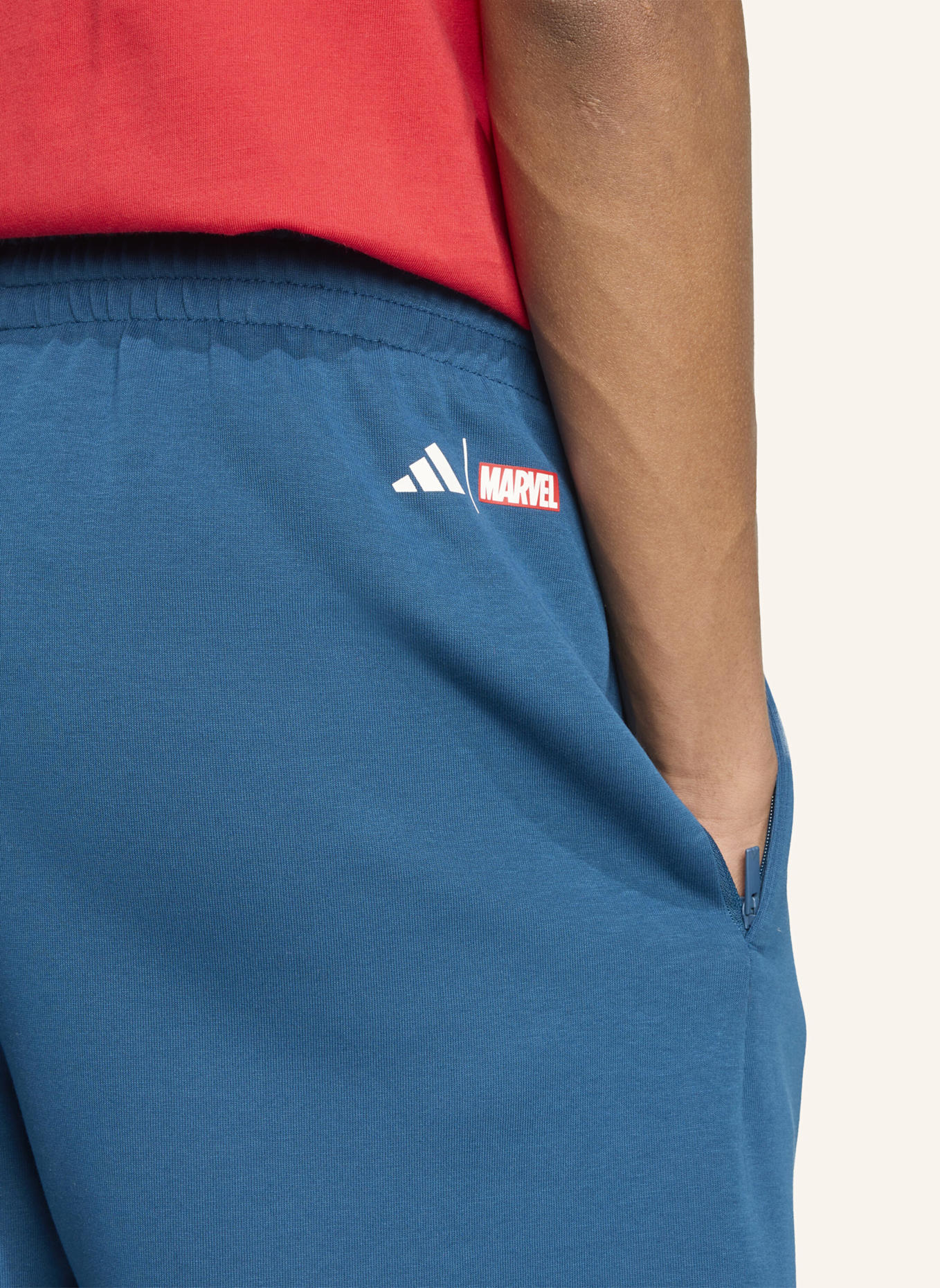 adidas ADIDAS MARVEL SPIDER-MAN SWEATSHORTS: BLAU