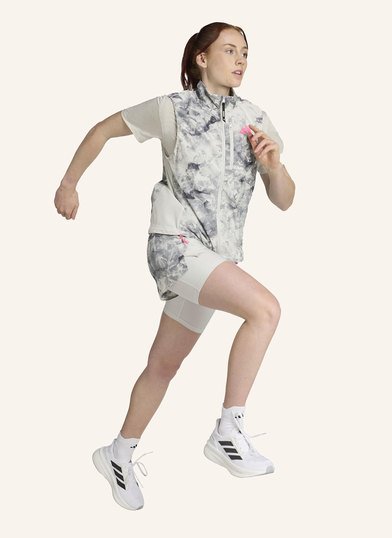 adidas OWN THE RUN SPRAY DYE WESTE: GRAU/ SCHWARZ