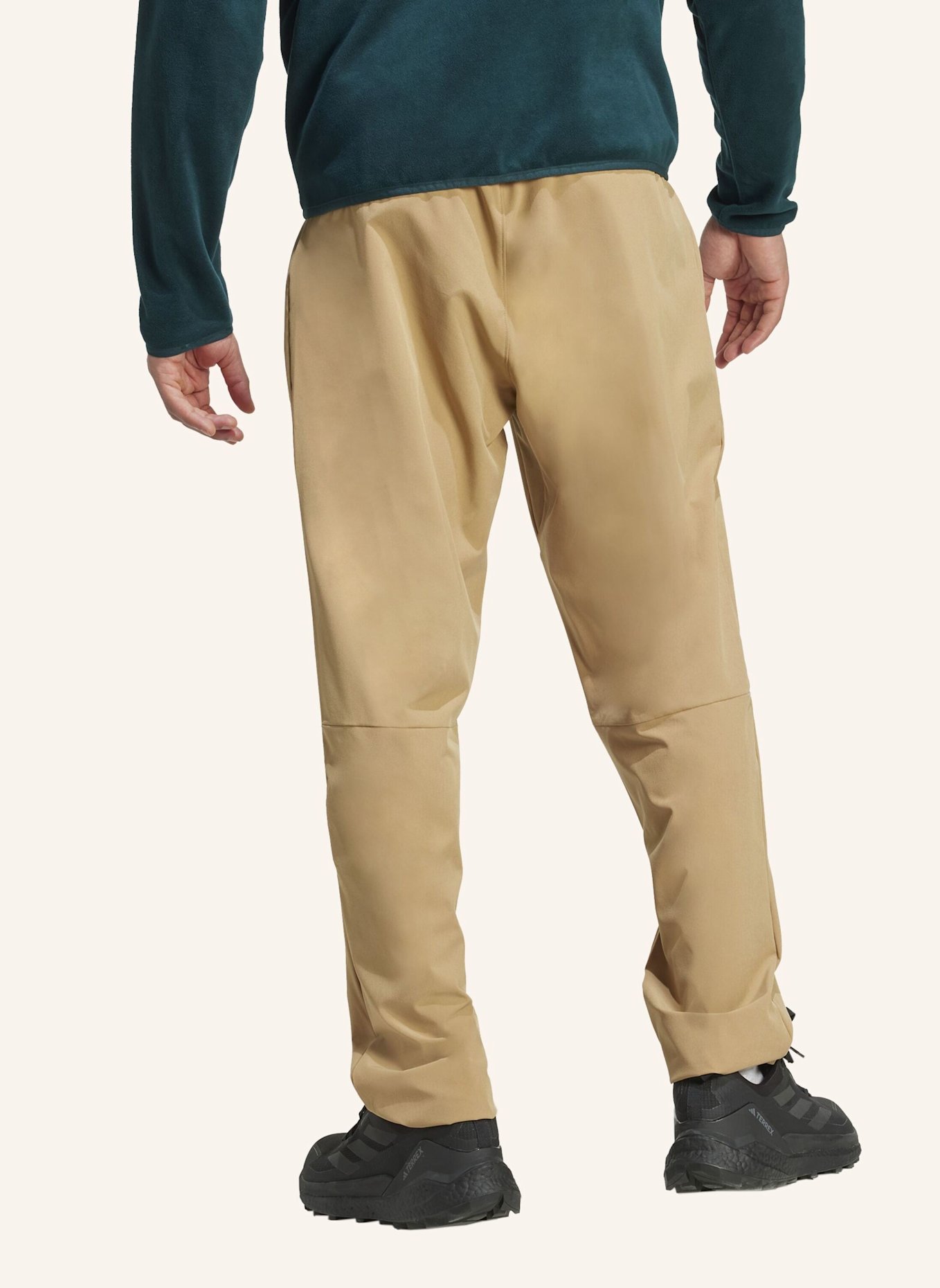 adidas TERREX MULTI ESSENTIALS STRETCH HOSE: BRAUN