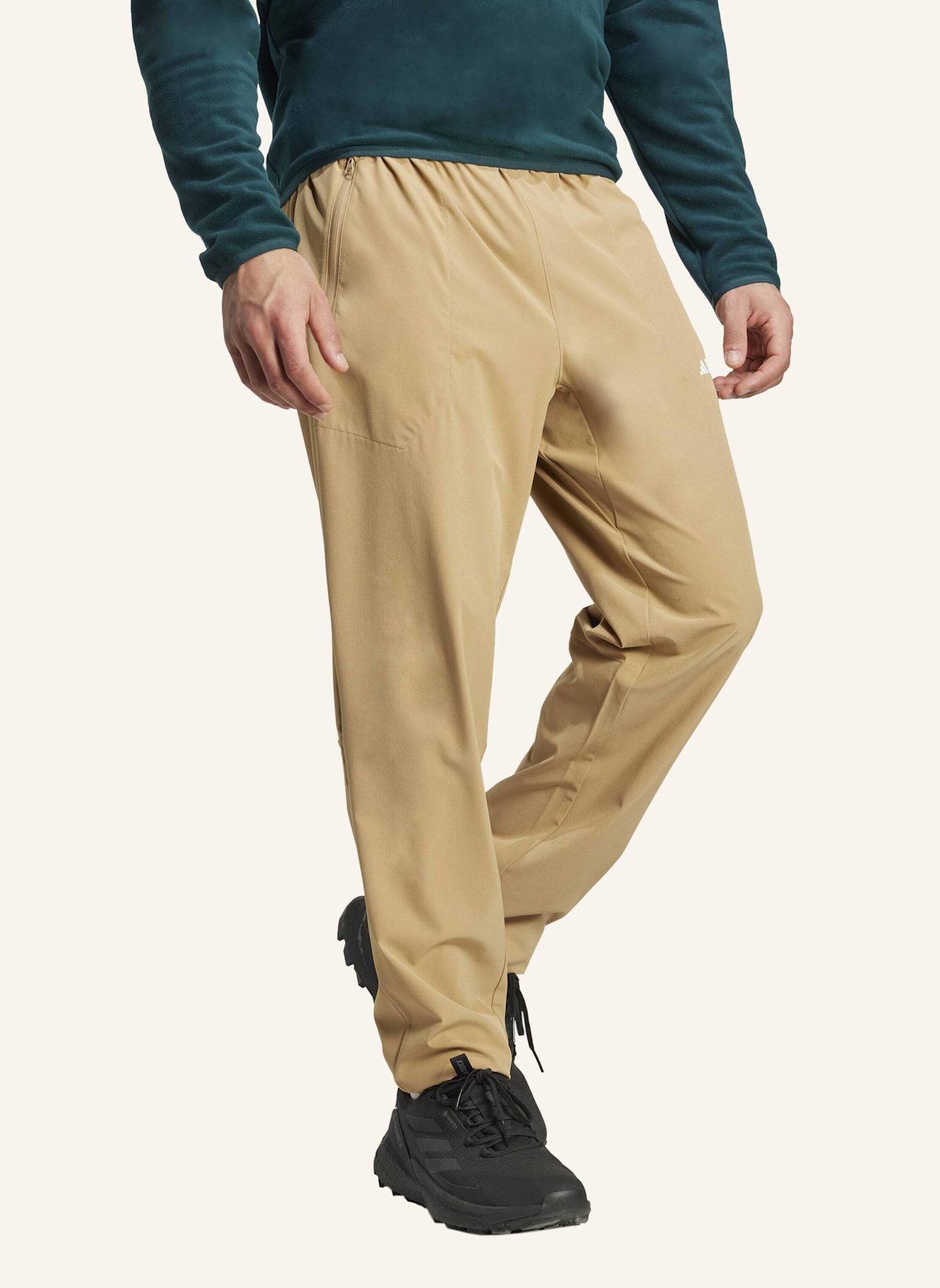 adidas TERREX MULTI ESSENTIALS STRETCH HOSE: BRAUN