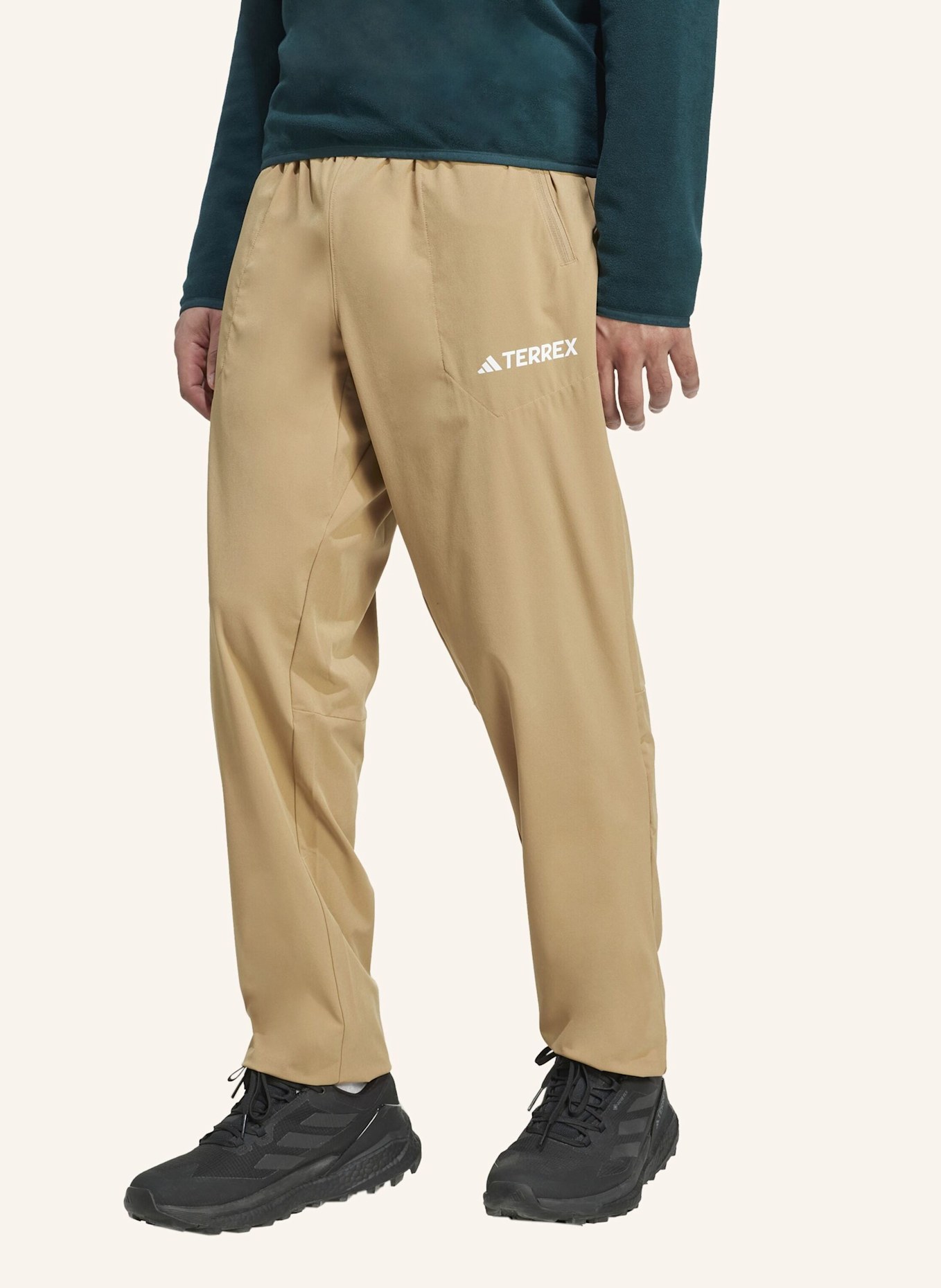 adidas TERREX MULTI ESSENTIALS STRETCH HOSE: BRAUN