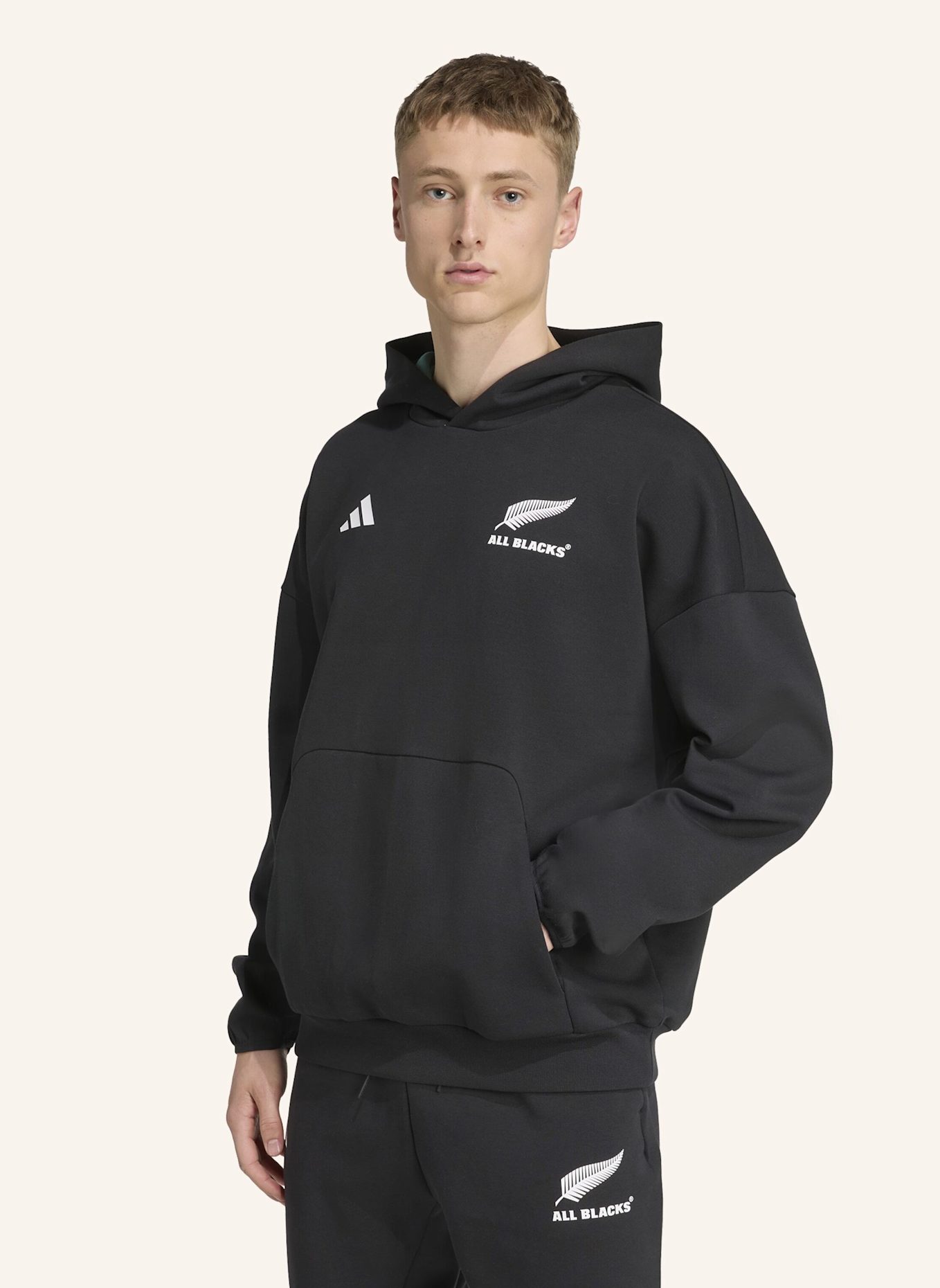 adidas ALL BLACKS PRÄSENTATIONSJACKE: SCHWARZ