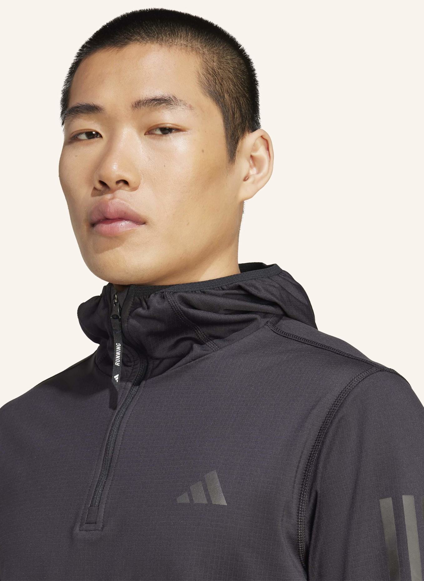 adidas OWN THE RUN HOODIE, WINTERFEST, REISSVERSCHLUSS BIS ZUR BRUST: SCHWARZ