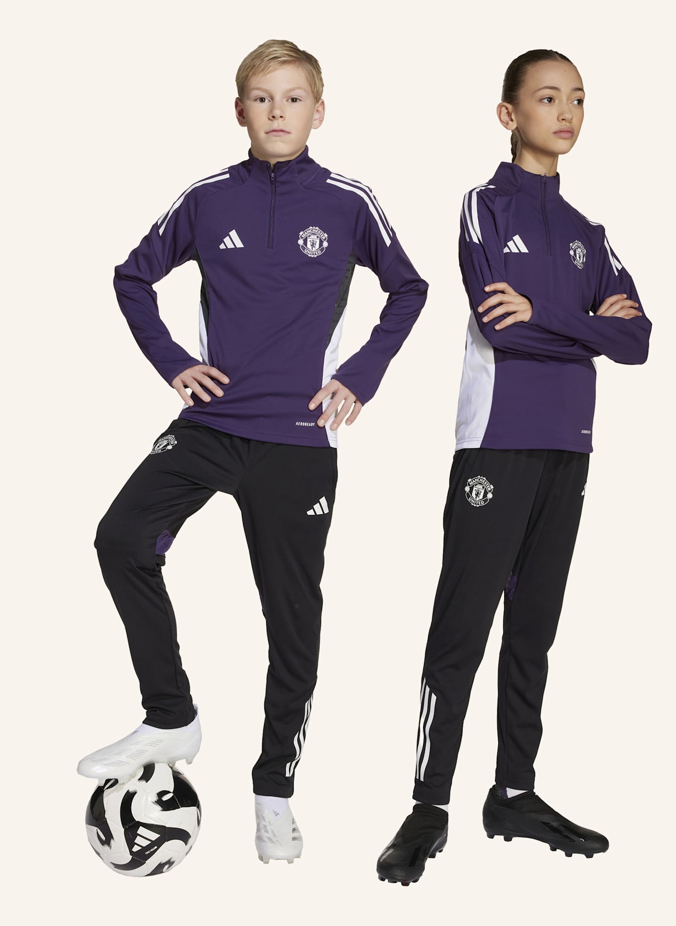 adidas MANCHESTER UNITED TIRO 25 COMPETITION KIDS TRAININGSHOSE: SCHWARZ/ LILA