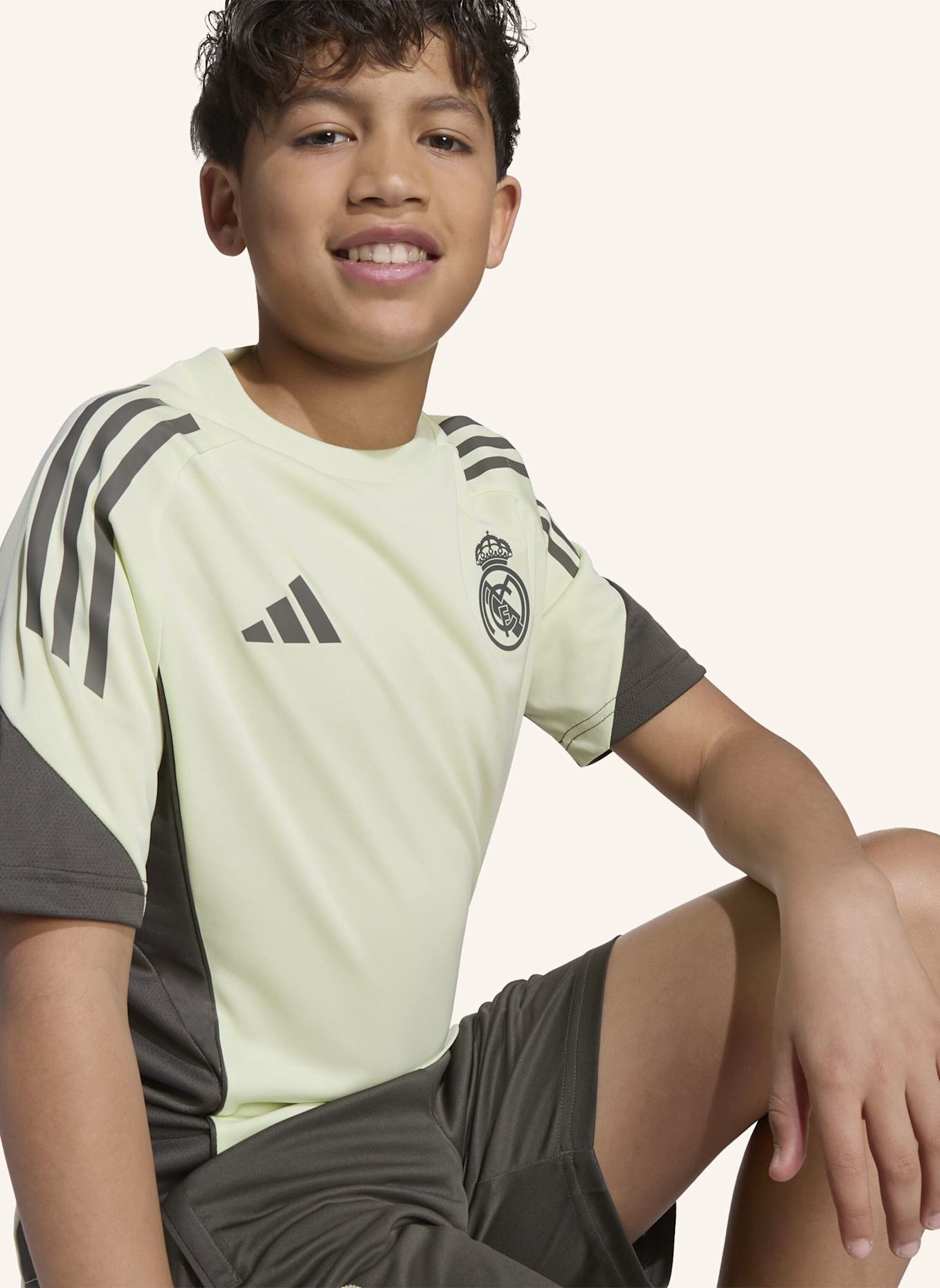 adidas REAL MADRID TIRO 25 COMPETITION KIDS TRAININGSTRIKOT: GRÜN