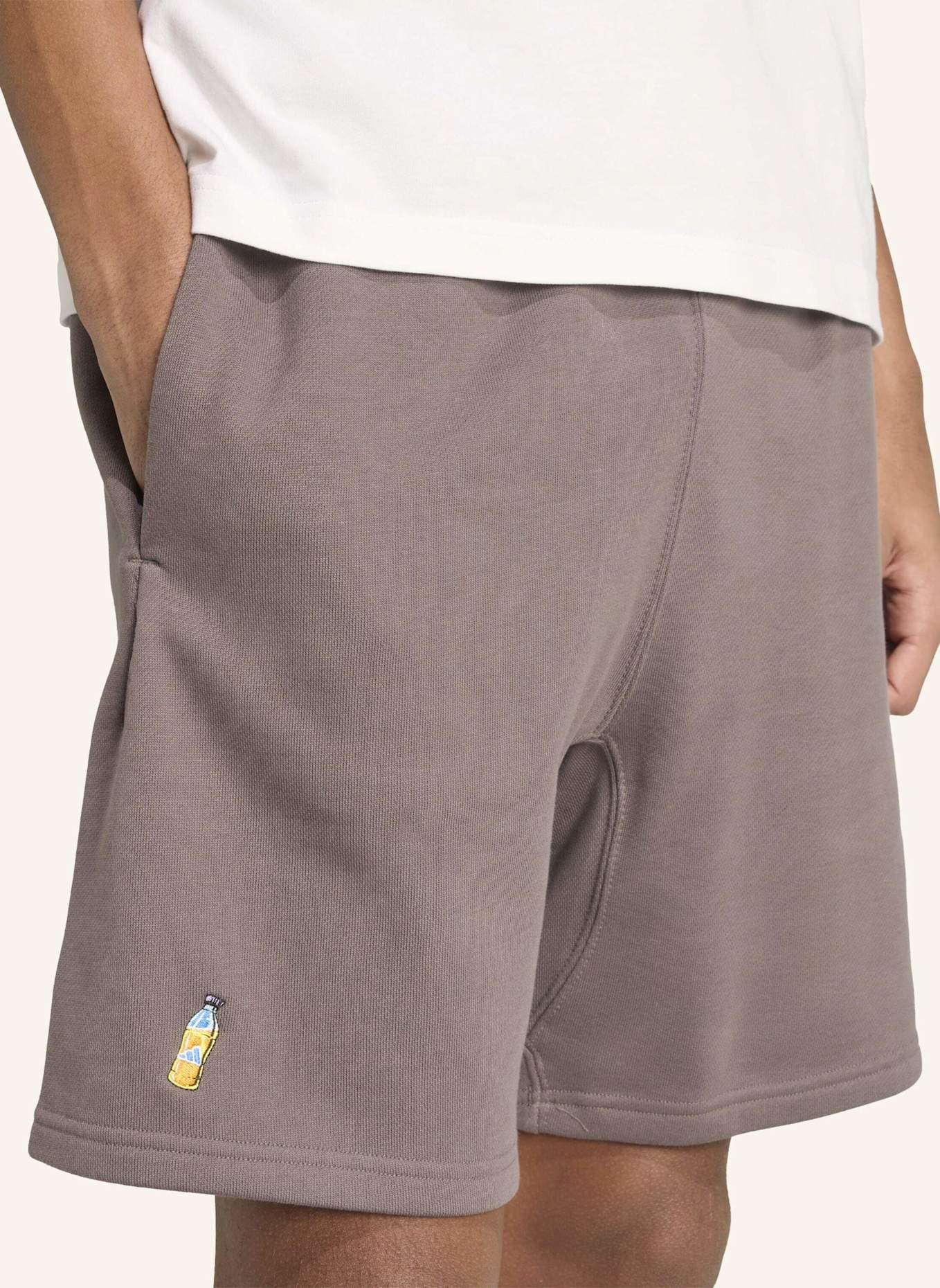 adidas ADIDAS X FORTNITE SHORTS: GRAU