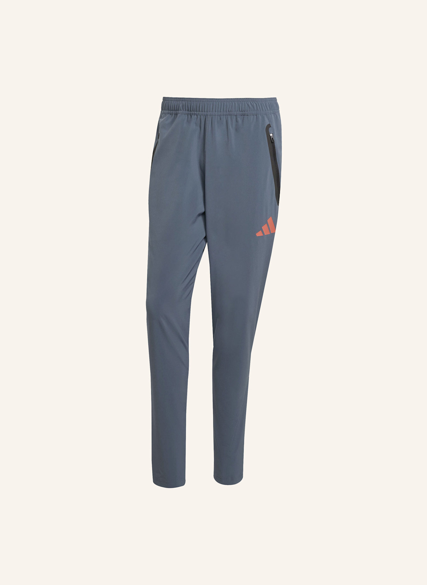 adidas FC BAYERN MÜNCHEN TIRO 25 COMPETITION VIS TECH TRAVEL HOSE: GRAU/ ORANGE