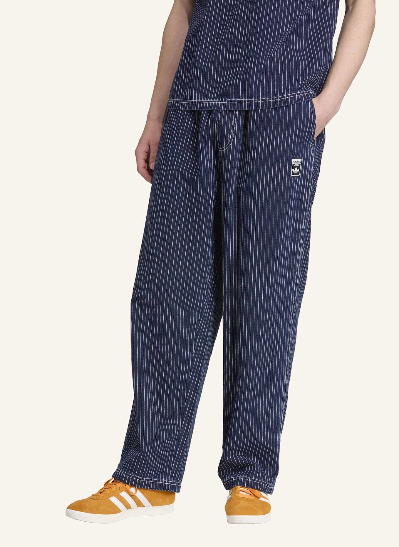 adidas Originals WABASH LOOSE CHINO: HELLBLAU