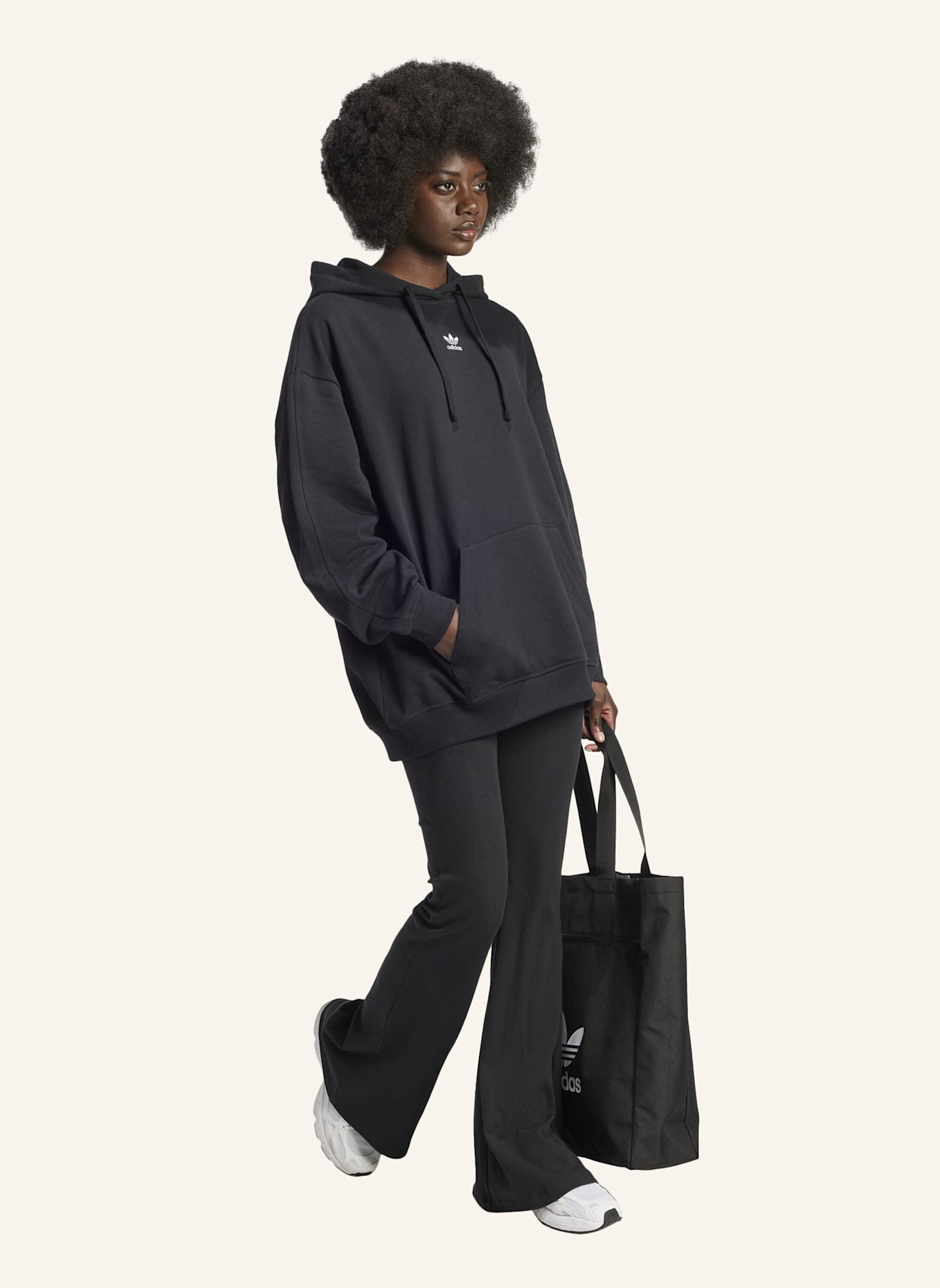 adidas Originals ESSENTIALS LOOSE FRENCH TERRY HOODIE: SCHWARZ