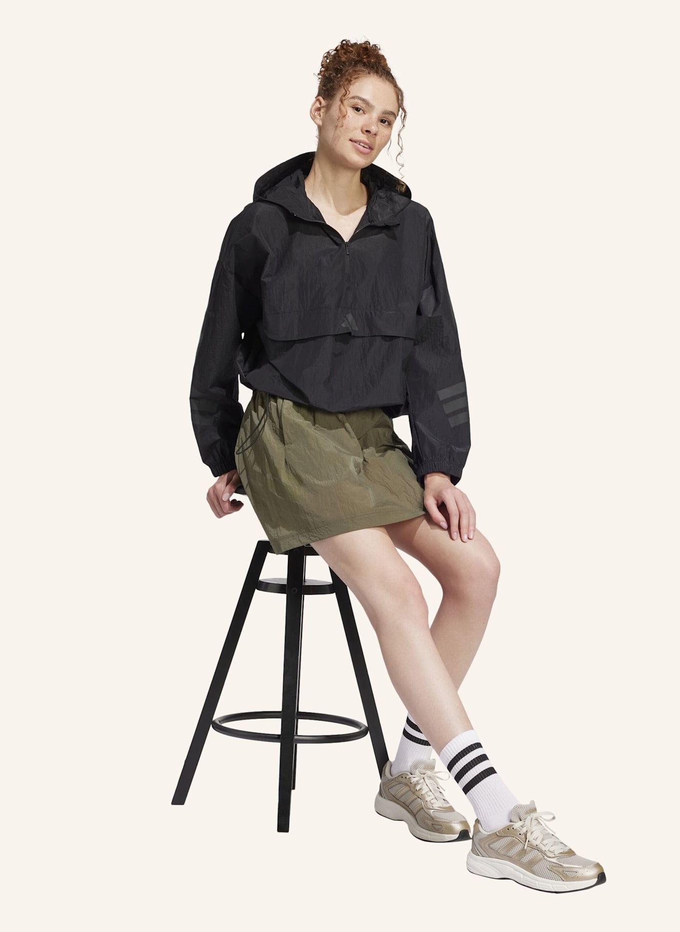 adidas FUTURE ICONS 3-STREIFEN WINDBREAKER: SCHWARZ