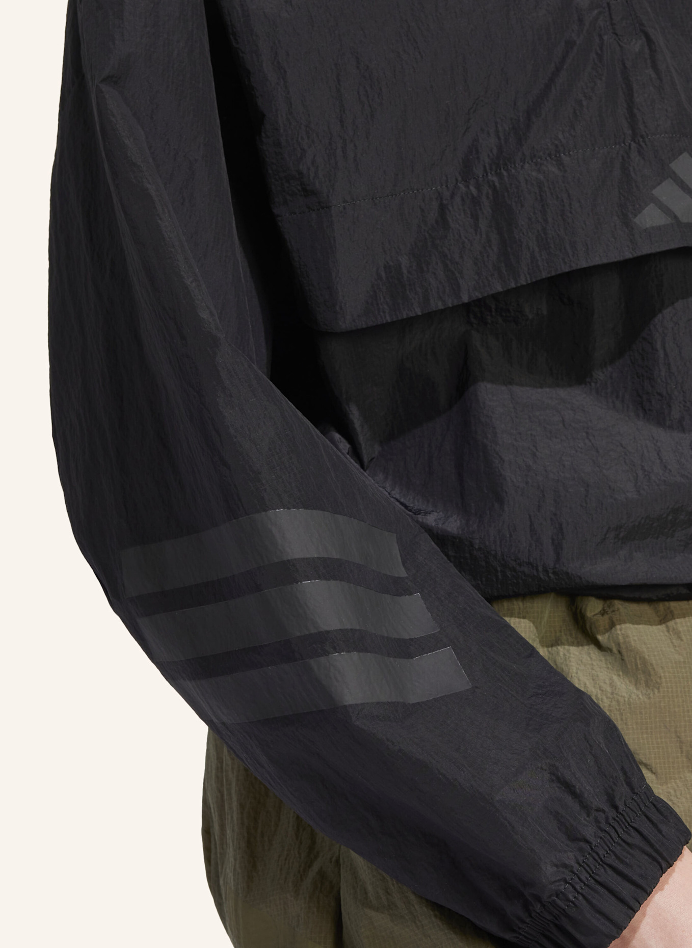 adidas FUTURE ICONS 3-STREIFEN WINDBREAKER: SCHWARZ