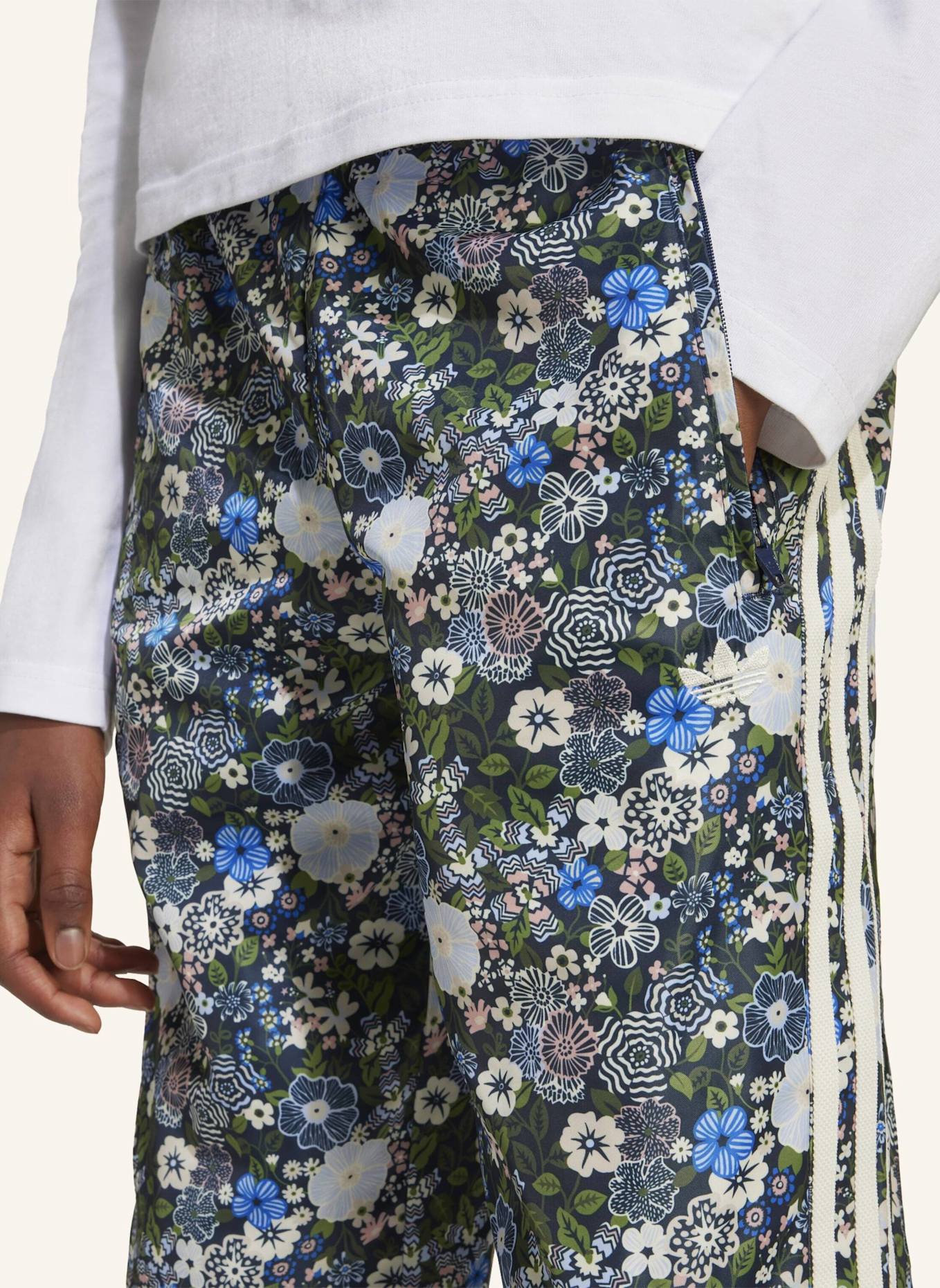 adidas Originals ADIDAS ORIGINALS X LIBERTY LONDON FIREBIRD TRAININGSHOSE: BLAU