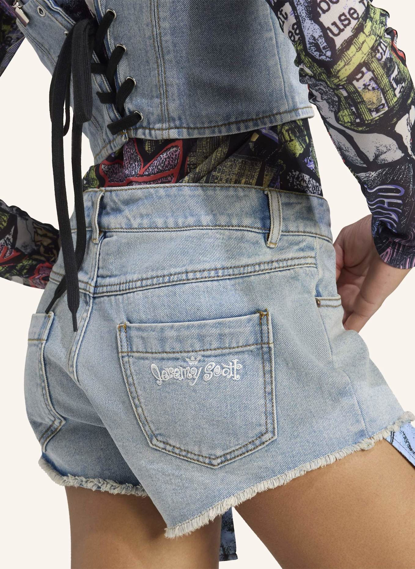 adidas Originals ADIDAS X JEREMY SCOTT JEANS-SHORTS: BLAU
