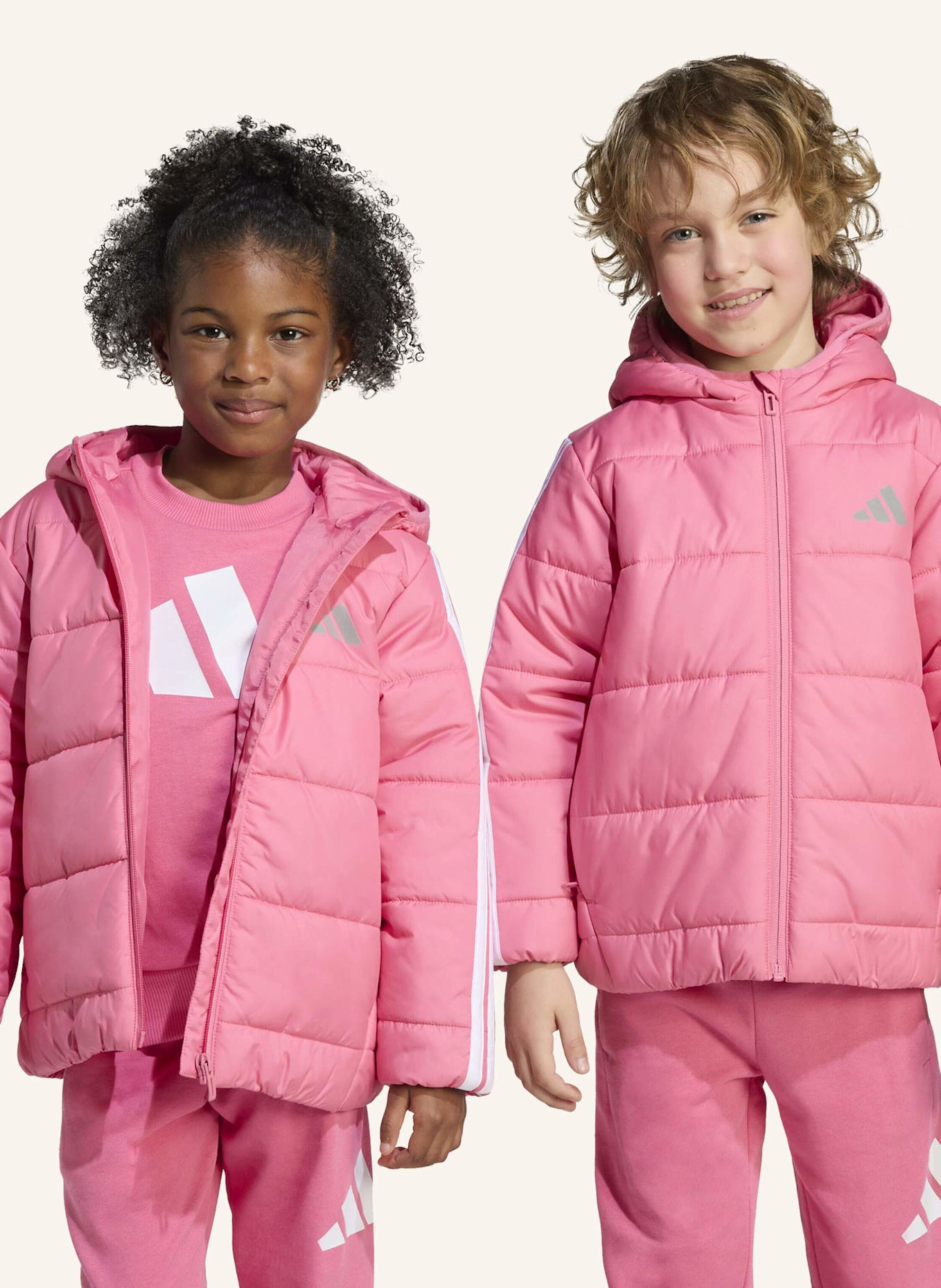 adidas ESSENTIALS 3-STREIFEN GEFÜTTERTE KINDERJACKE: ROSA/ WEISS