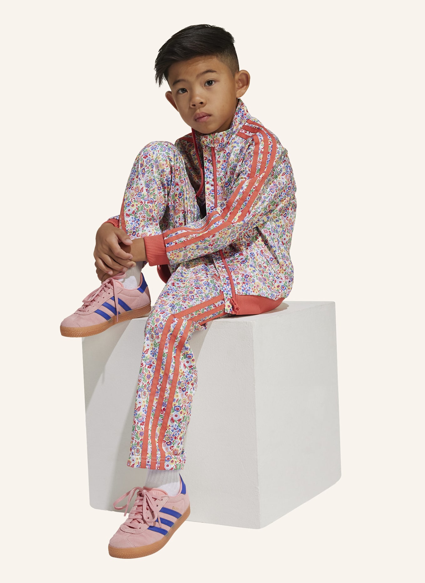 adidas Originals ADIDAS ORIGINALS X LIBERTY LONDON FIREBIRD KIDS TRAININGSANZUG: WEISS