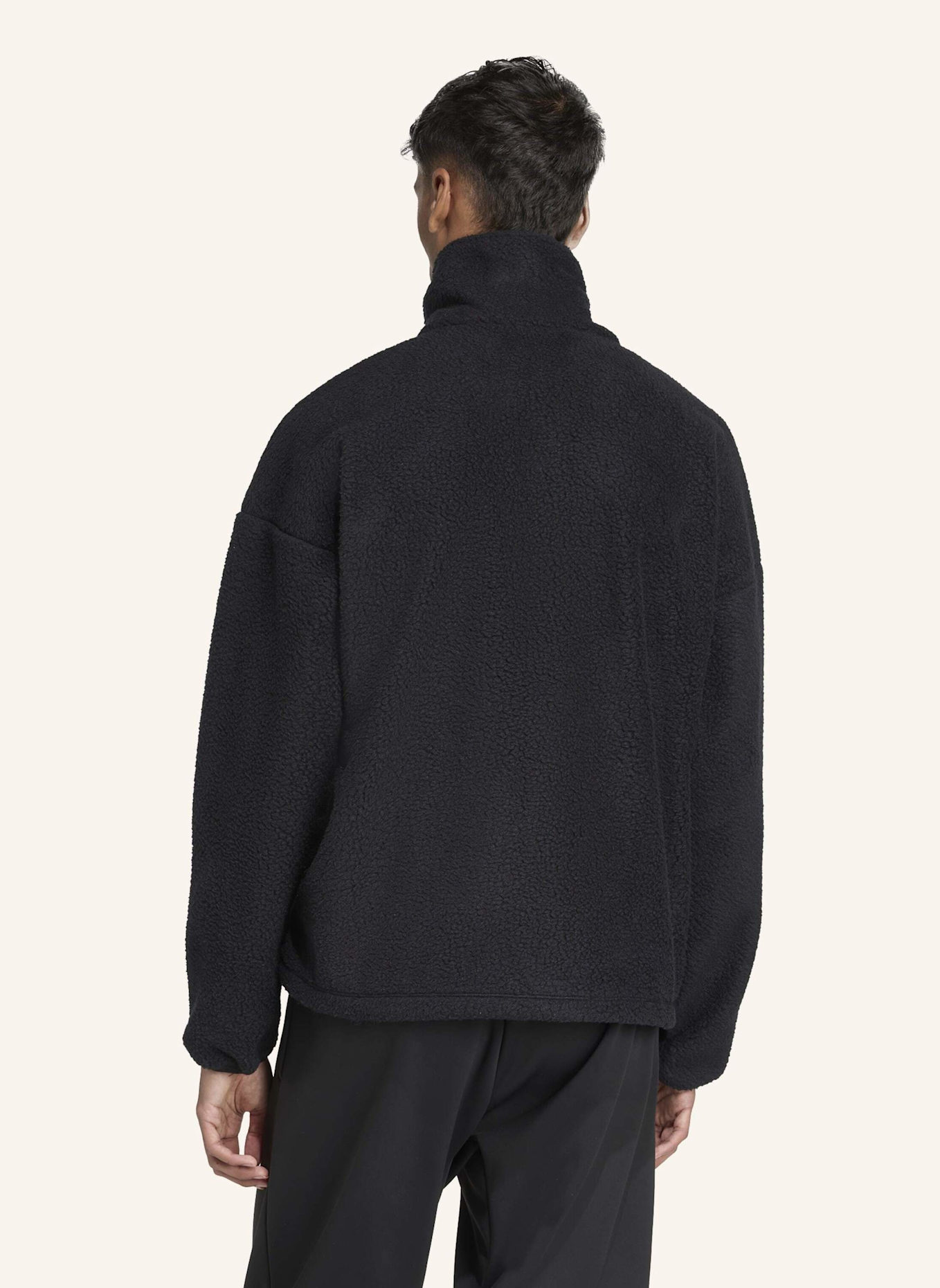 adidas CITY TECH HIGH PILE FLEECEJACKE MIT DURCHGEHENDEM REISSVERSCHLUSS: SCHWARZ