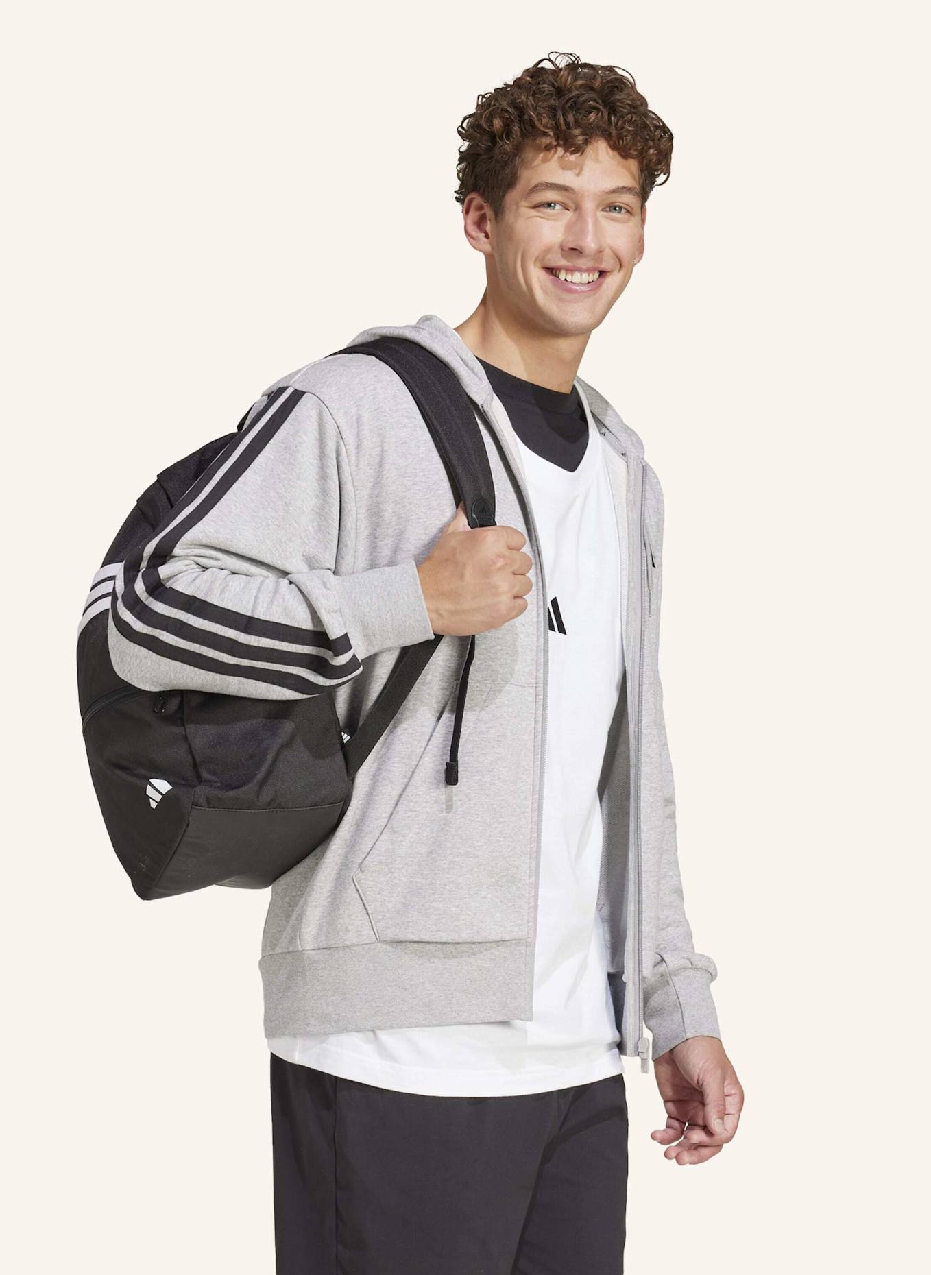 adidas ESSENTIALS 3-STREIFEN FRENCH TERRY KAPUZENJACKE: SCHWARZ