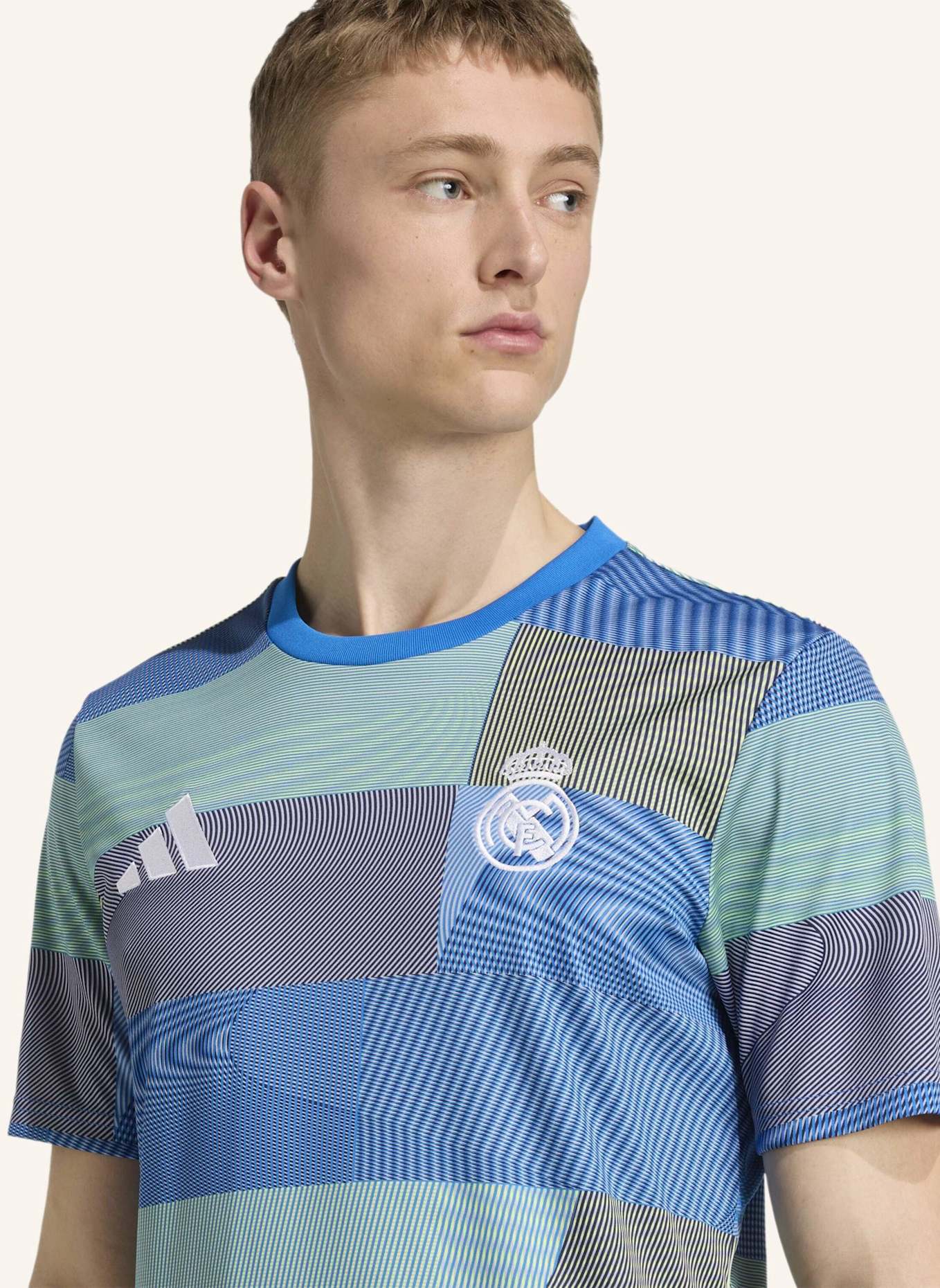 adidas REAL MADRID 25/26 PRE-MATCH SHIRT: BLAU