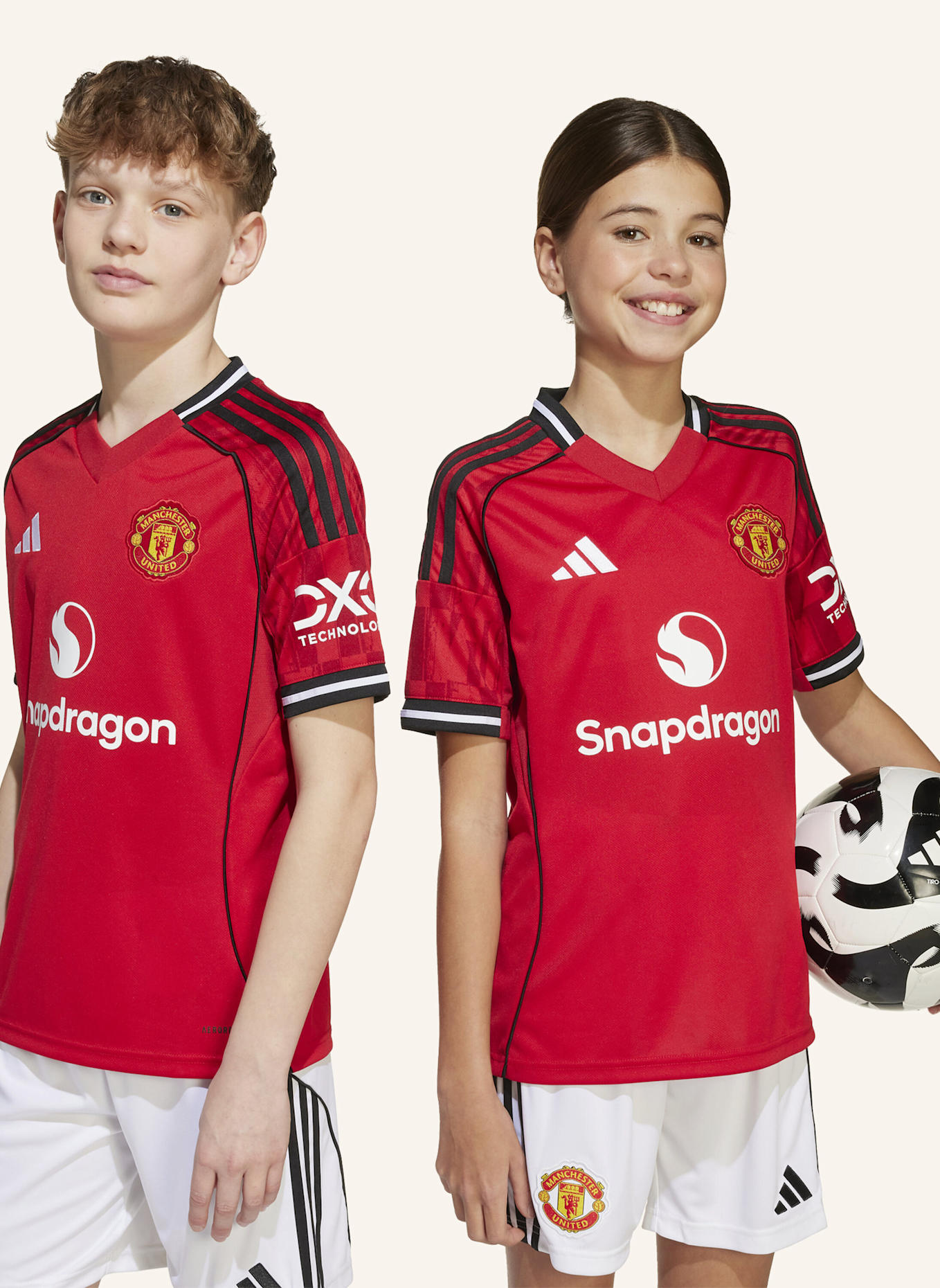 adidas MANCHESTER UNITED 25/26 KIDS HEIMTRIKOT: ROT