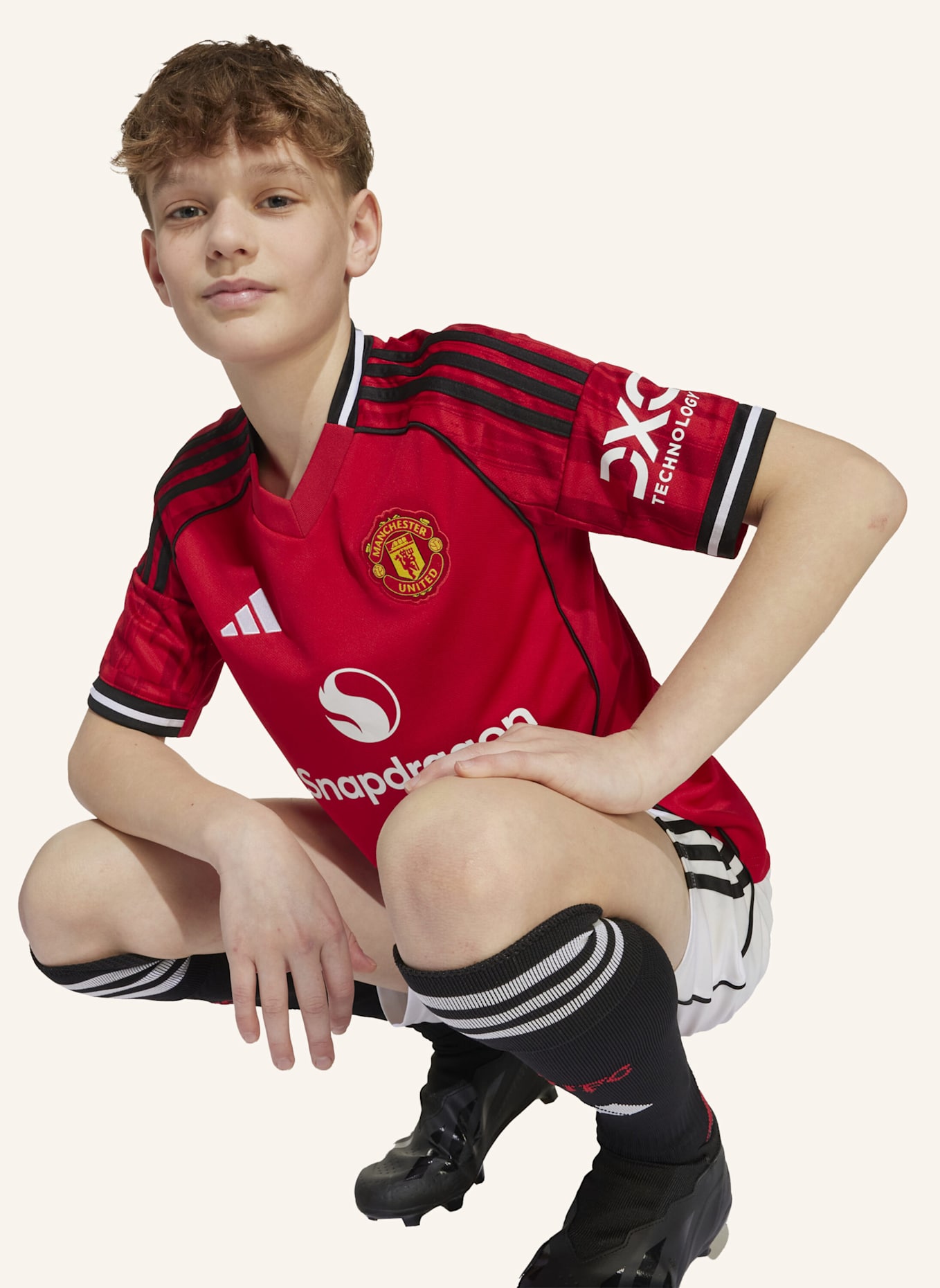 adidas MANCHESTER UNITED 25/26 KIDS HEIMTRIKOT: ROT