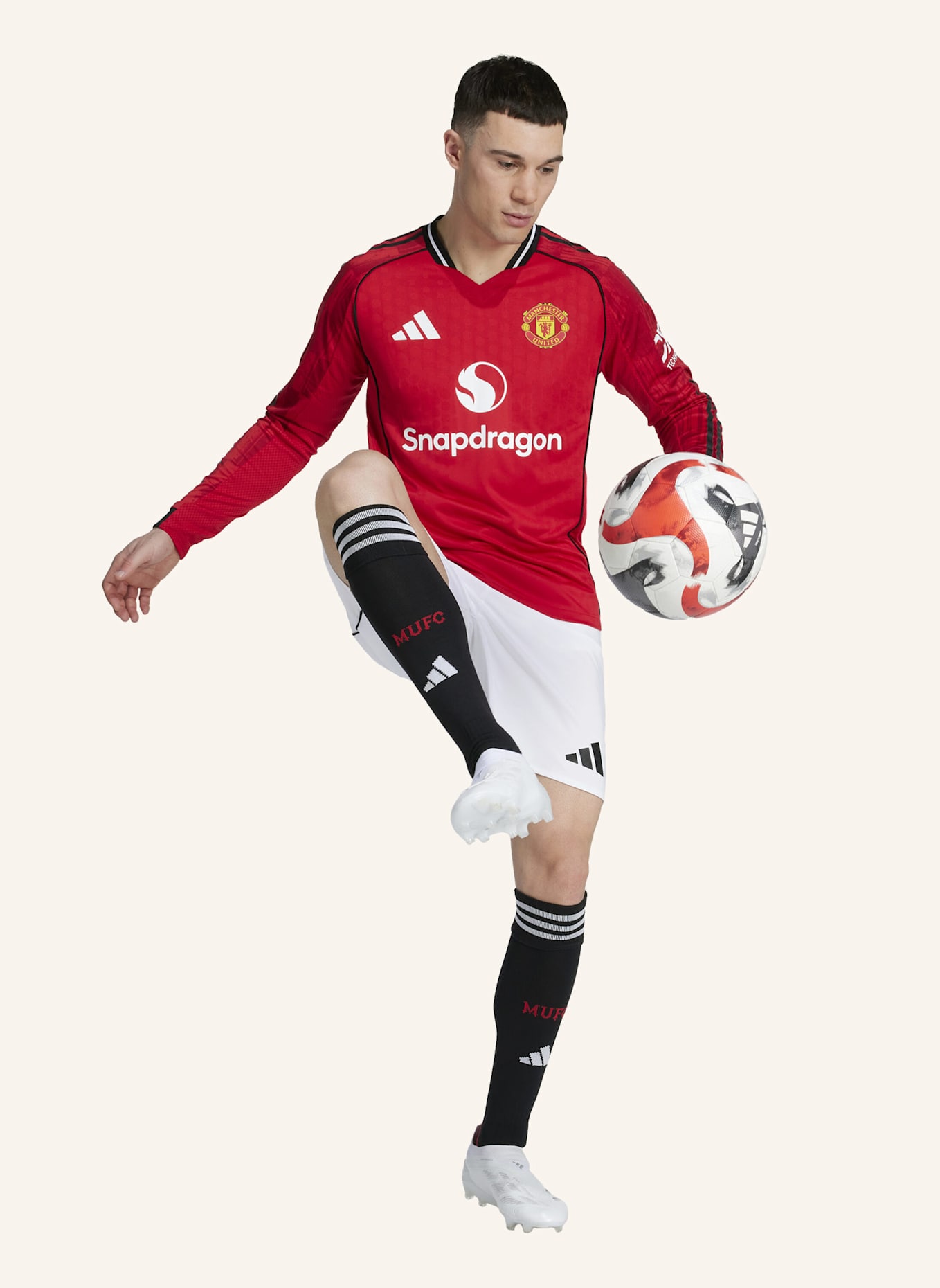adidas MANCHESTER UNITED 25/26 LANGÄRMELIGES AUTHENTIC HEIMTRIKOT: ROT