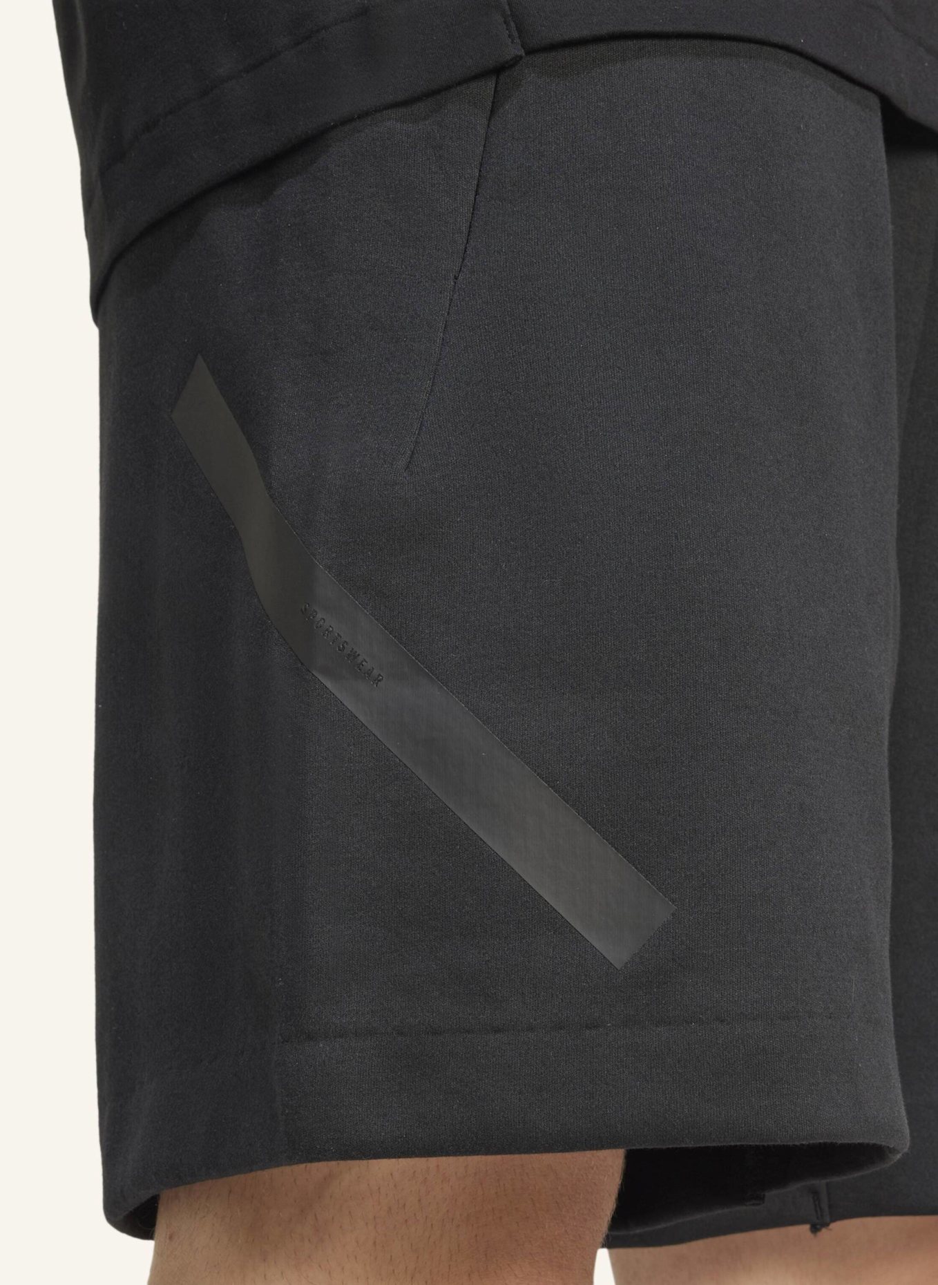 adidas Sweatshorts Z.N.E.: SCHWARZ