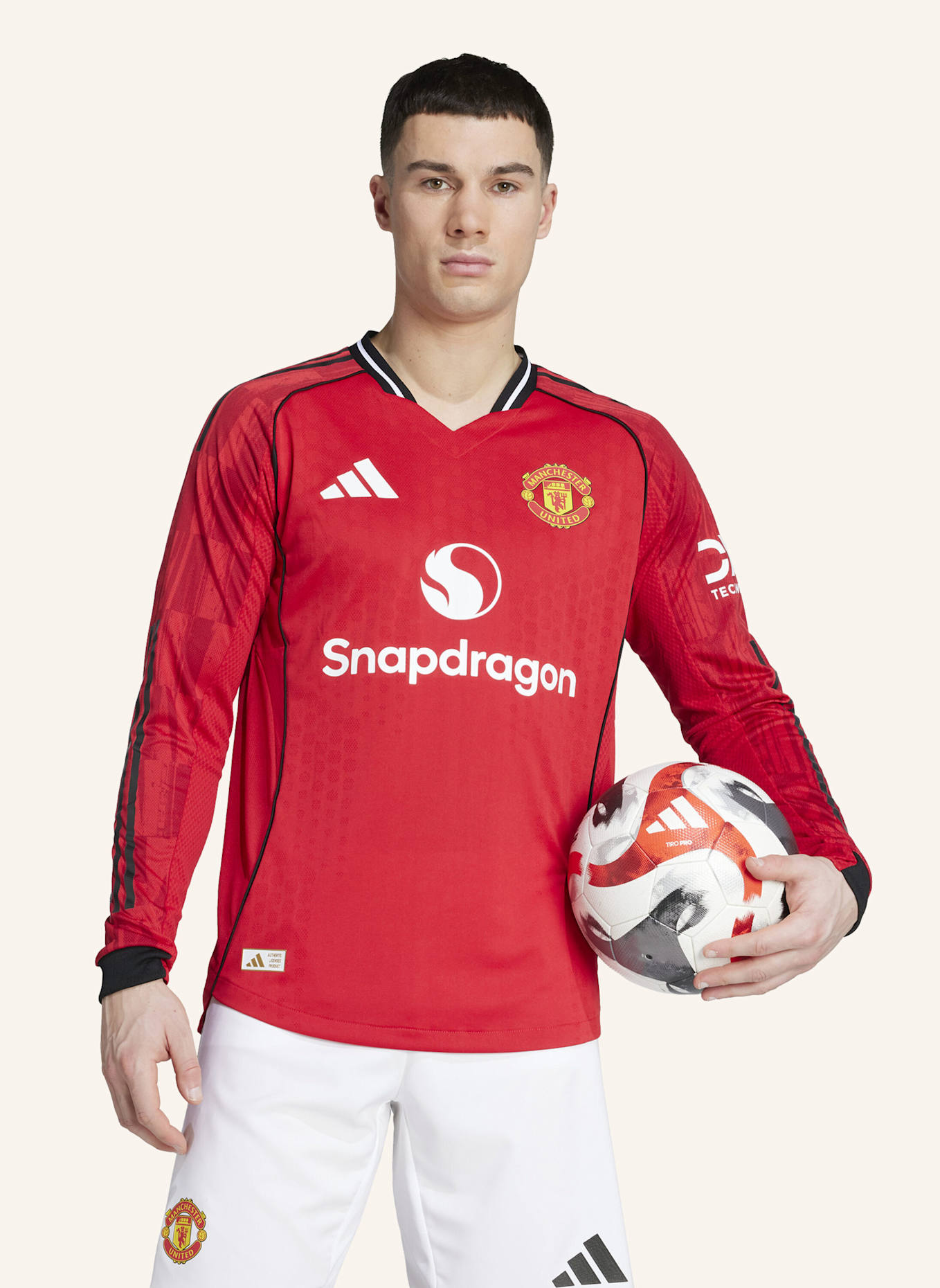 adidas MANCHESTER UNITED 25/26 LANGÄRMELIGES AUTHENTIC HEIMTRIKOT: ROT