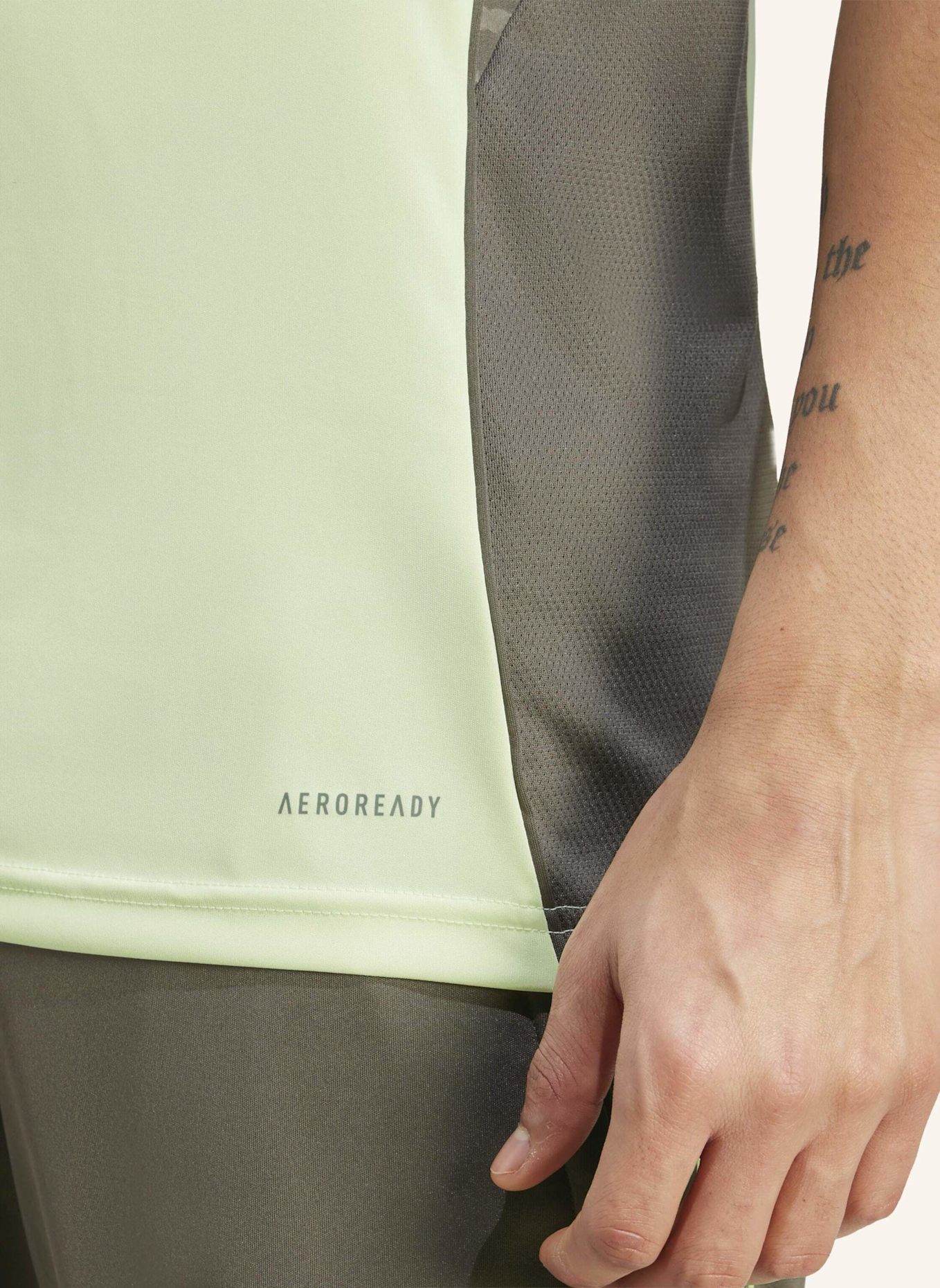 adidas REAL MADRID TIRO 25 COMPETITION TRAININGSTRIKOT: GRÜN