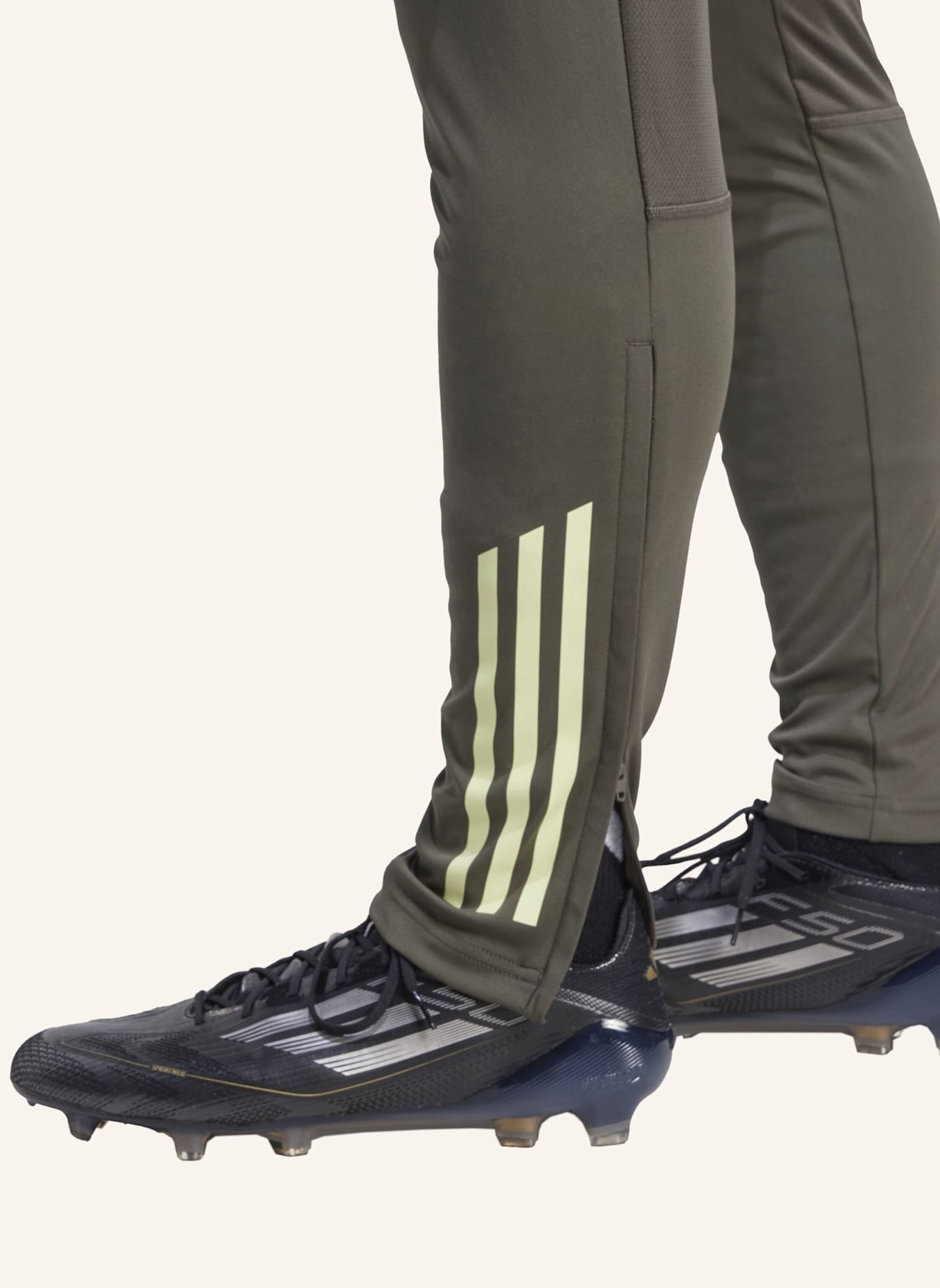 adidas REAL MADRID TIRO 25 COMPETITION TRAININGSHOSE: GRAU