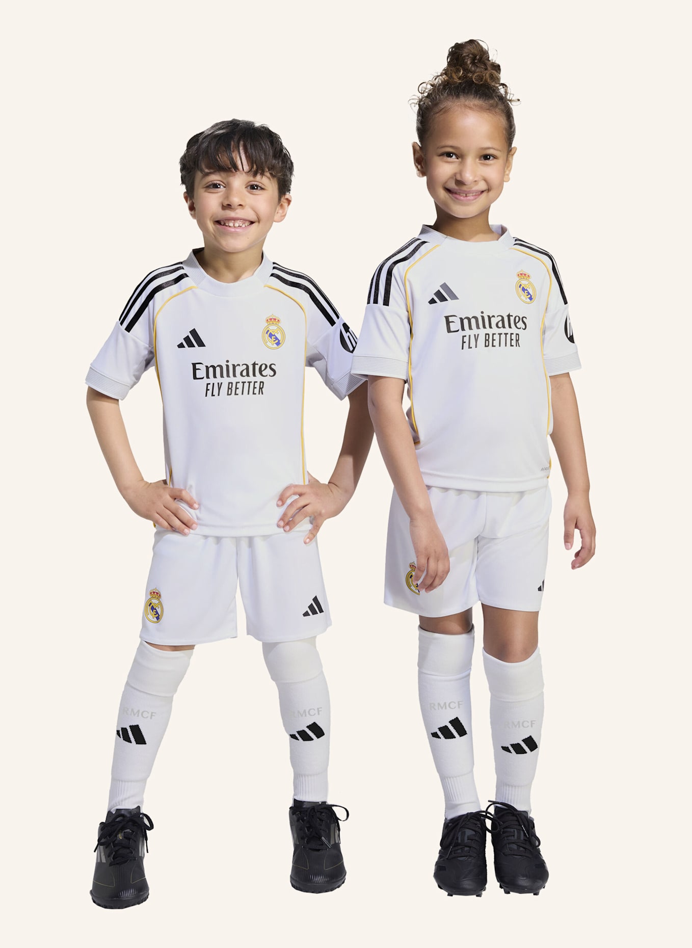 adidas REAL MADRID 25/26 HEIM MINI-AUSRÜSTUNG KINDER: WEISS