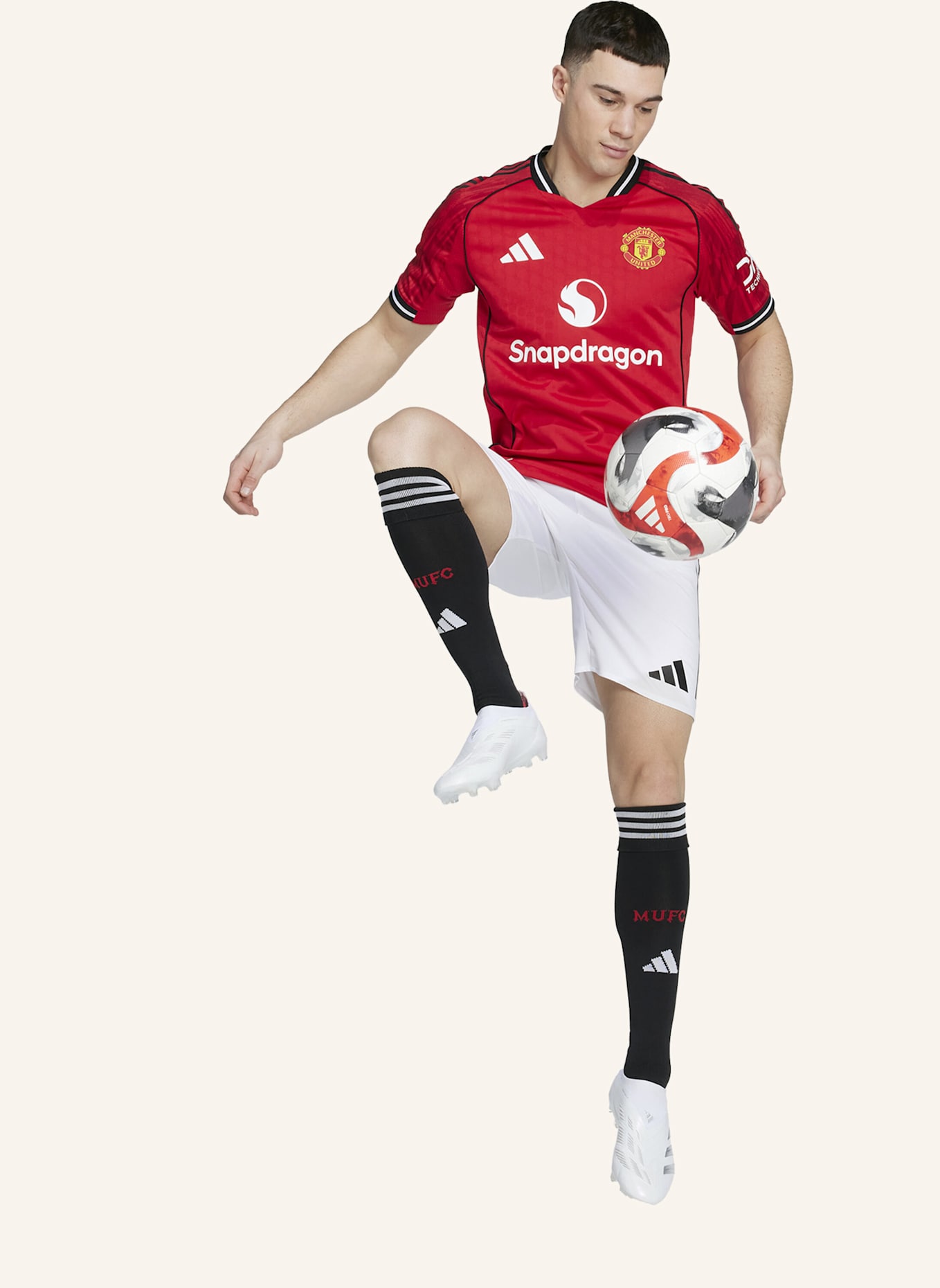 adidas MANCHESTER UNITED 25/26 HEIMTRIKOT AUTHENTIC: ROT