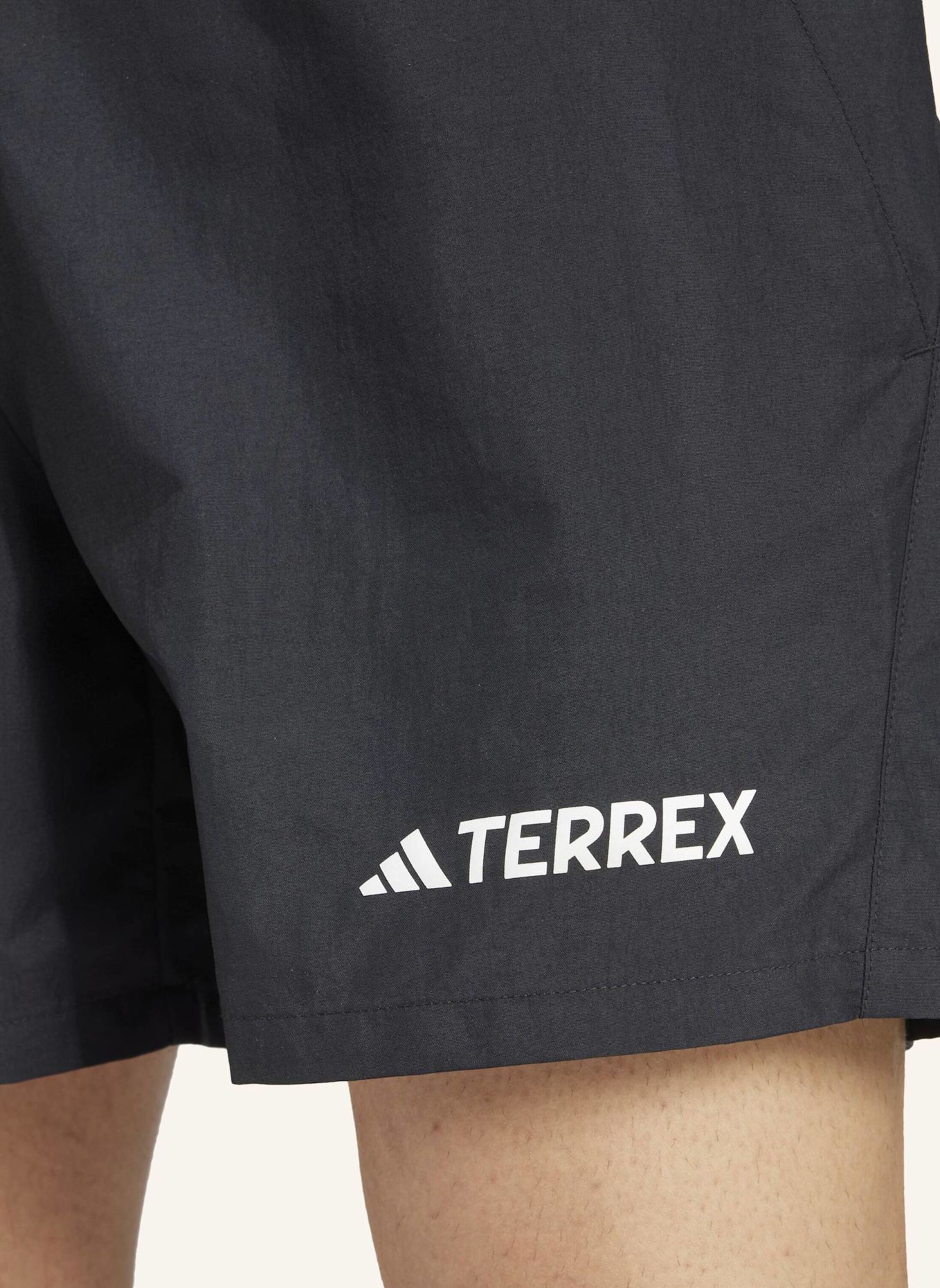 adidas TERREX TERREX MULTI SHORTS: SCHWARZ