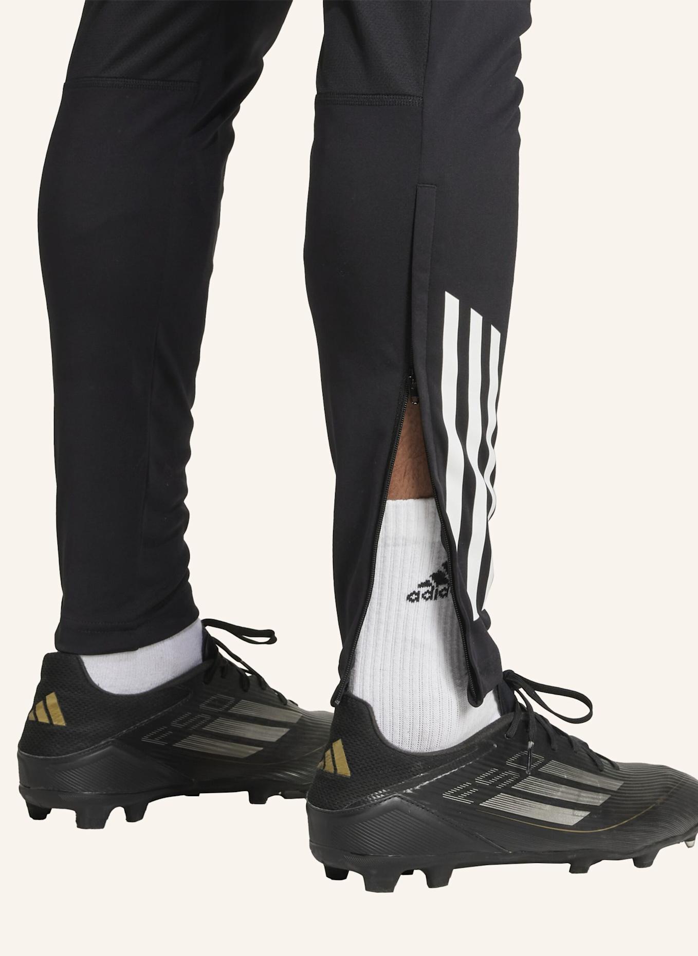 adidas MANCHESTER UNITED TIRO 25 COMPETITION TRAININGSHOSE: SCHWARZ/ LILA