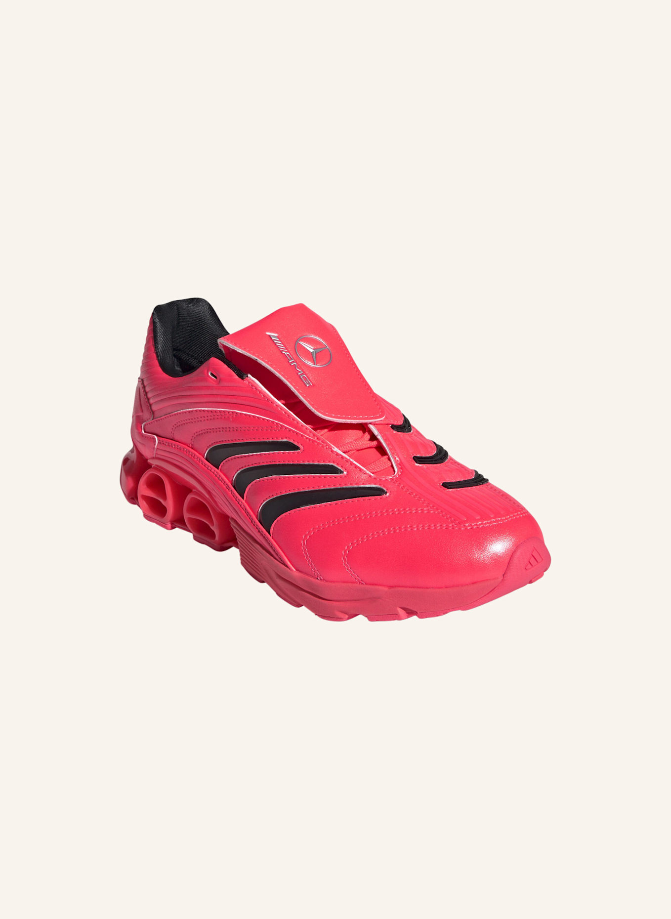 adidas Originals PREDATOR MEGARIDE MERCEDES SCHUH: ROT/ SCHWARZ/ SILBER