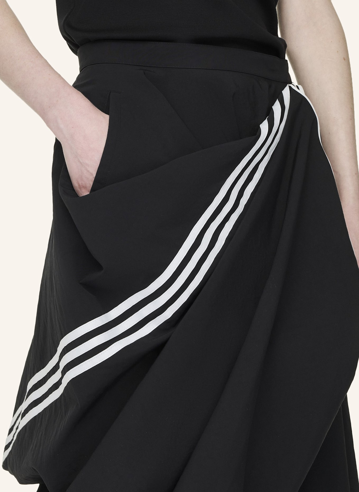 Y-3 Y-3 NYLON-ROCK 3-STREIFEN: SCHWARZ