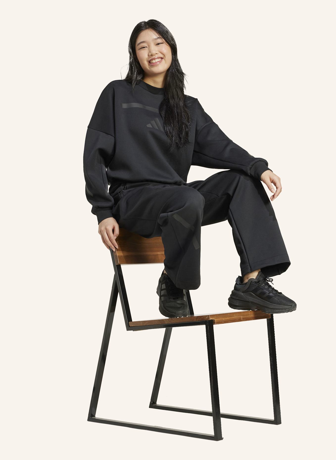 adidas ADIDAS Z.N.E. SWEATSHIRT: SCHWARZ