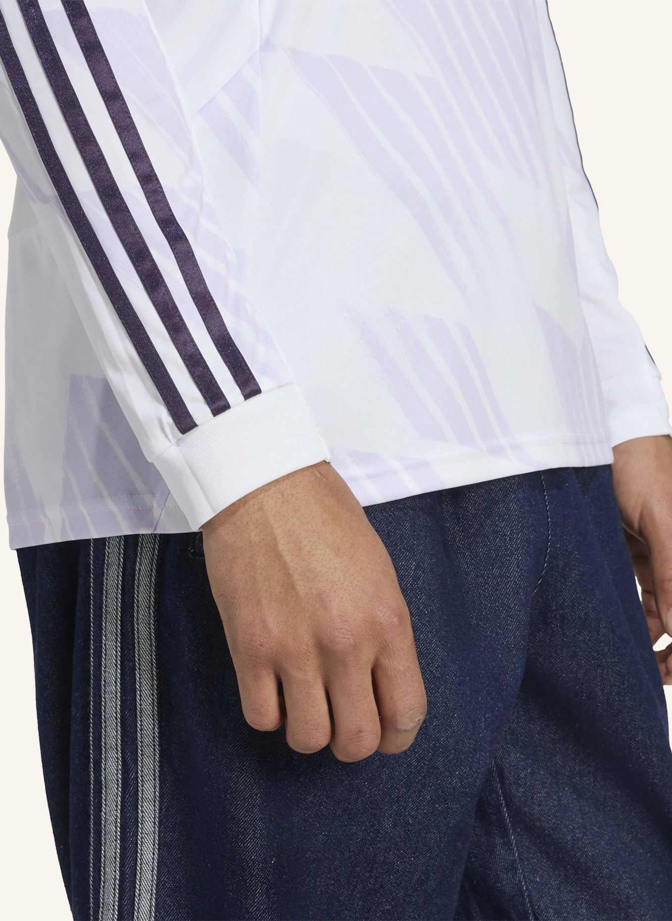 adidas MANCHESTER UNITED 25/26 LONG SLEEVE AUSWÄRTSTRIKOT: WEISS