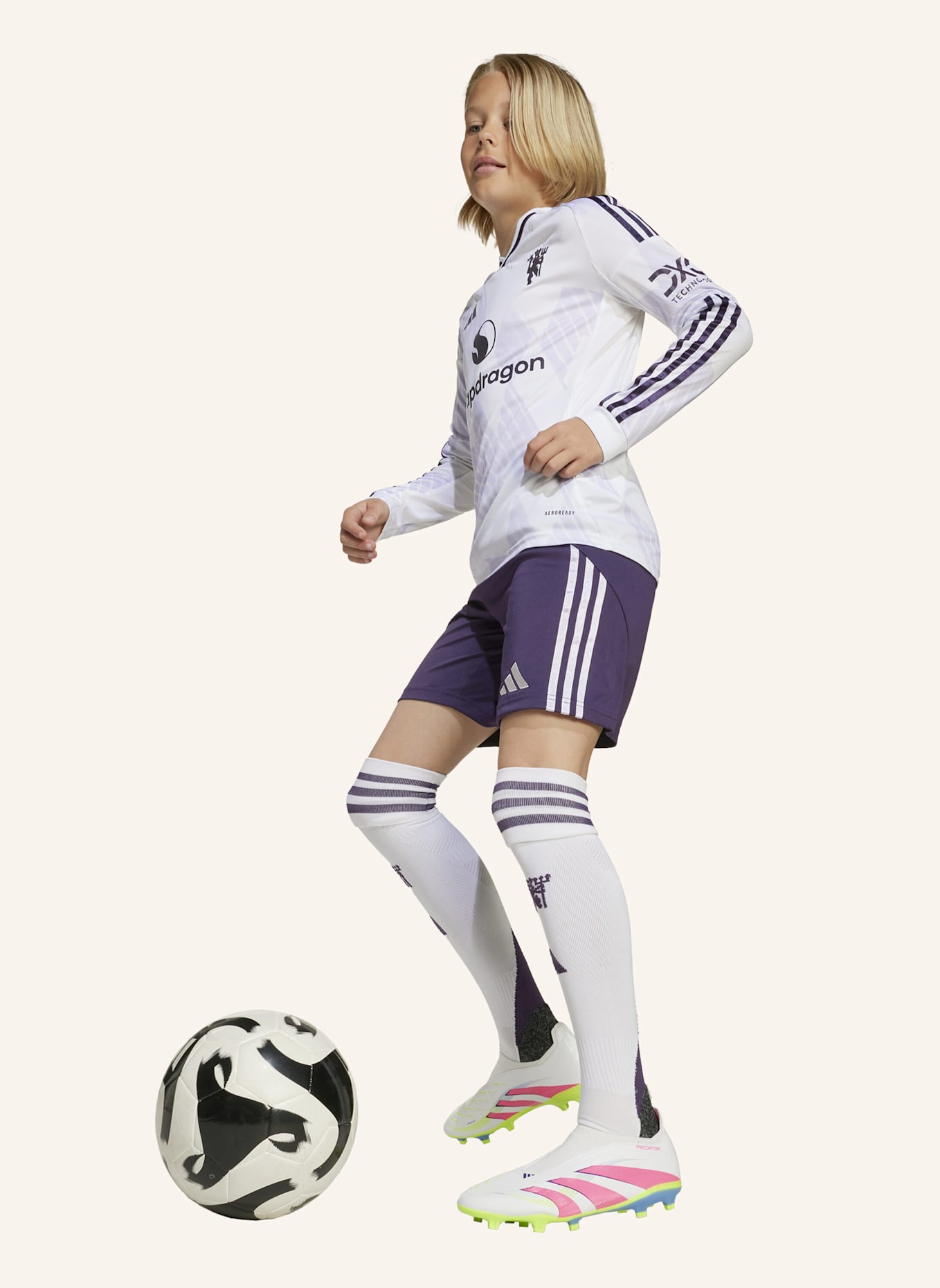 adidas MANCHESTER UNITED 25/26 LONG SLEEVE KIDS AUSWÄRTSTRIKOT: WEISS