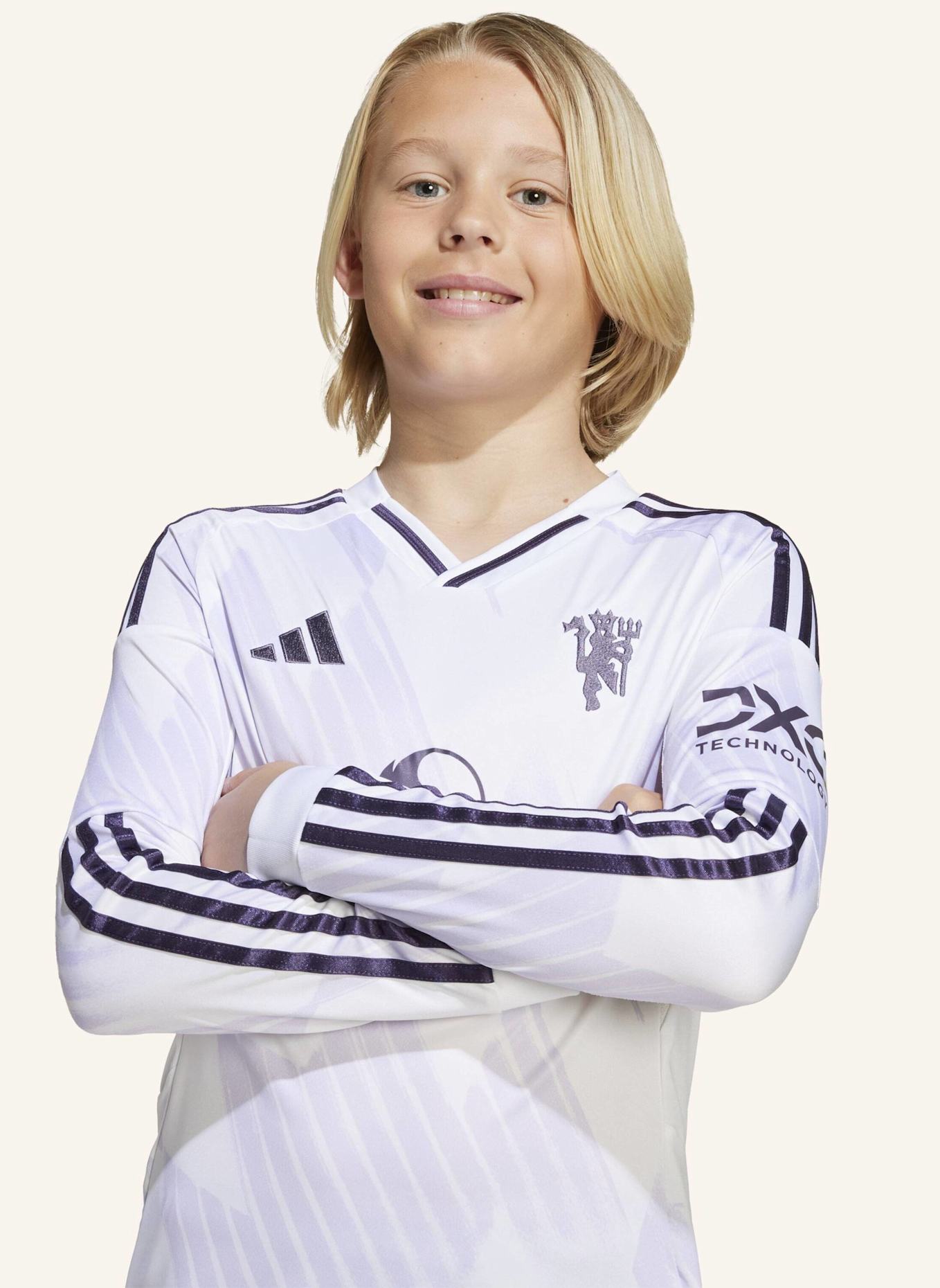 adidas MANCHESTER UNITED 25/26 LONG SLEEVE KIDS AUSWÄRTSTRIKOT: WEISS