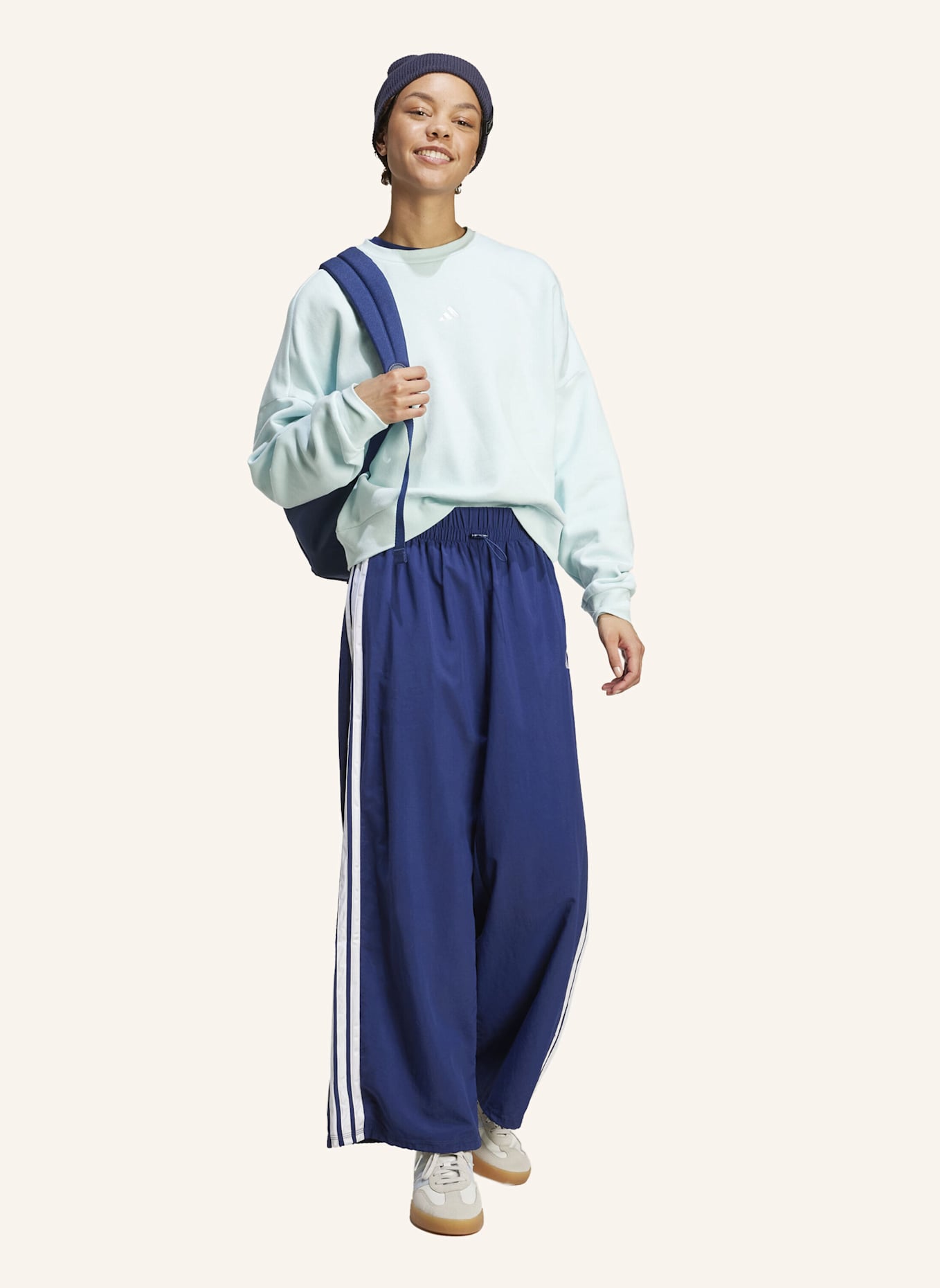 adidas ESSENTIALS 3-STREIFEN LIFESTYLE WOVEN PARACHUTE HOSE: BLAU/ WEISS