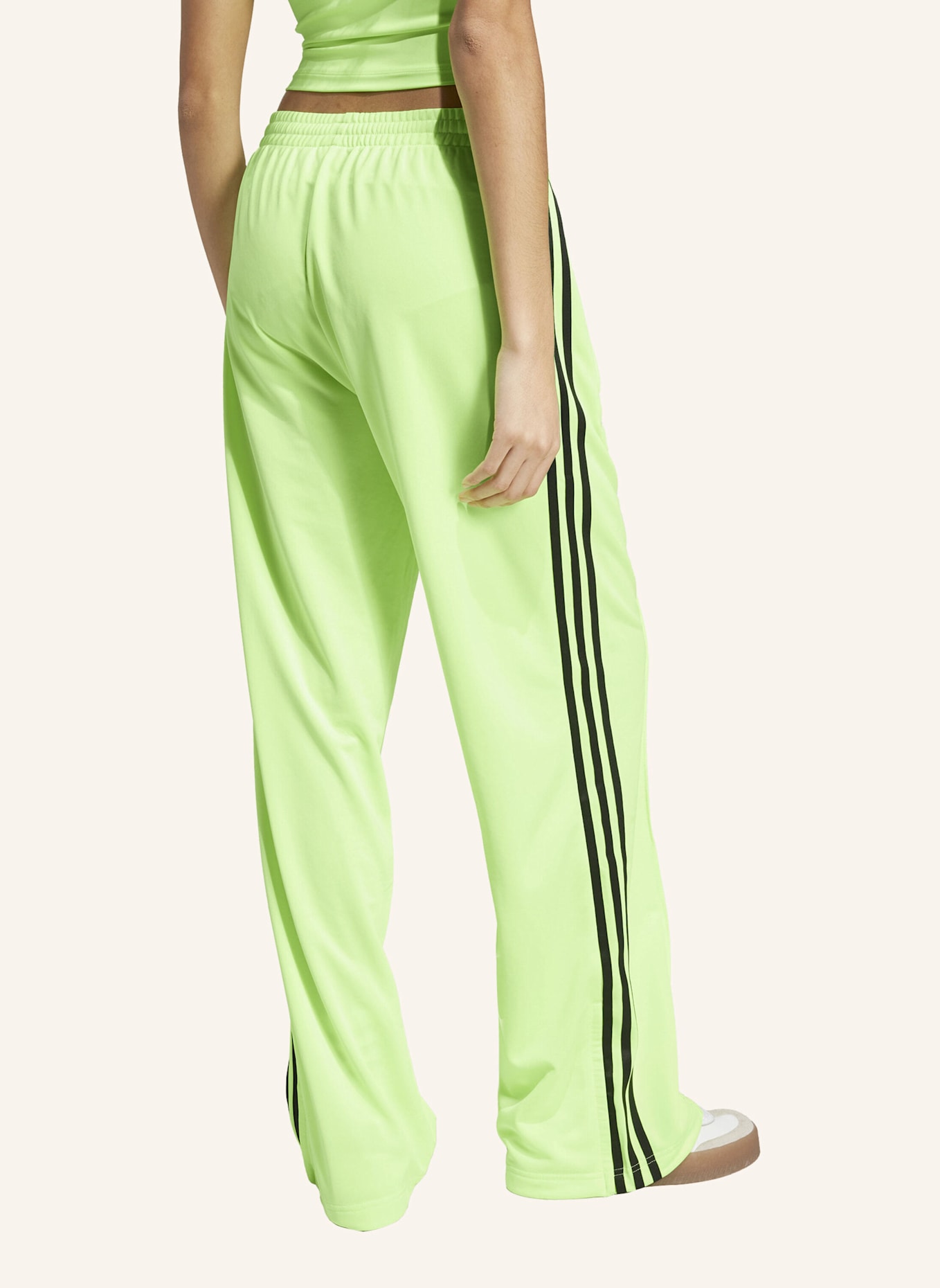 adidas Originals Track Pants FIREBIRD ADICOLOR LOOSE: GRÜN/ SCHWARZ