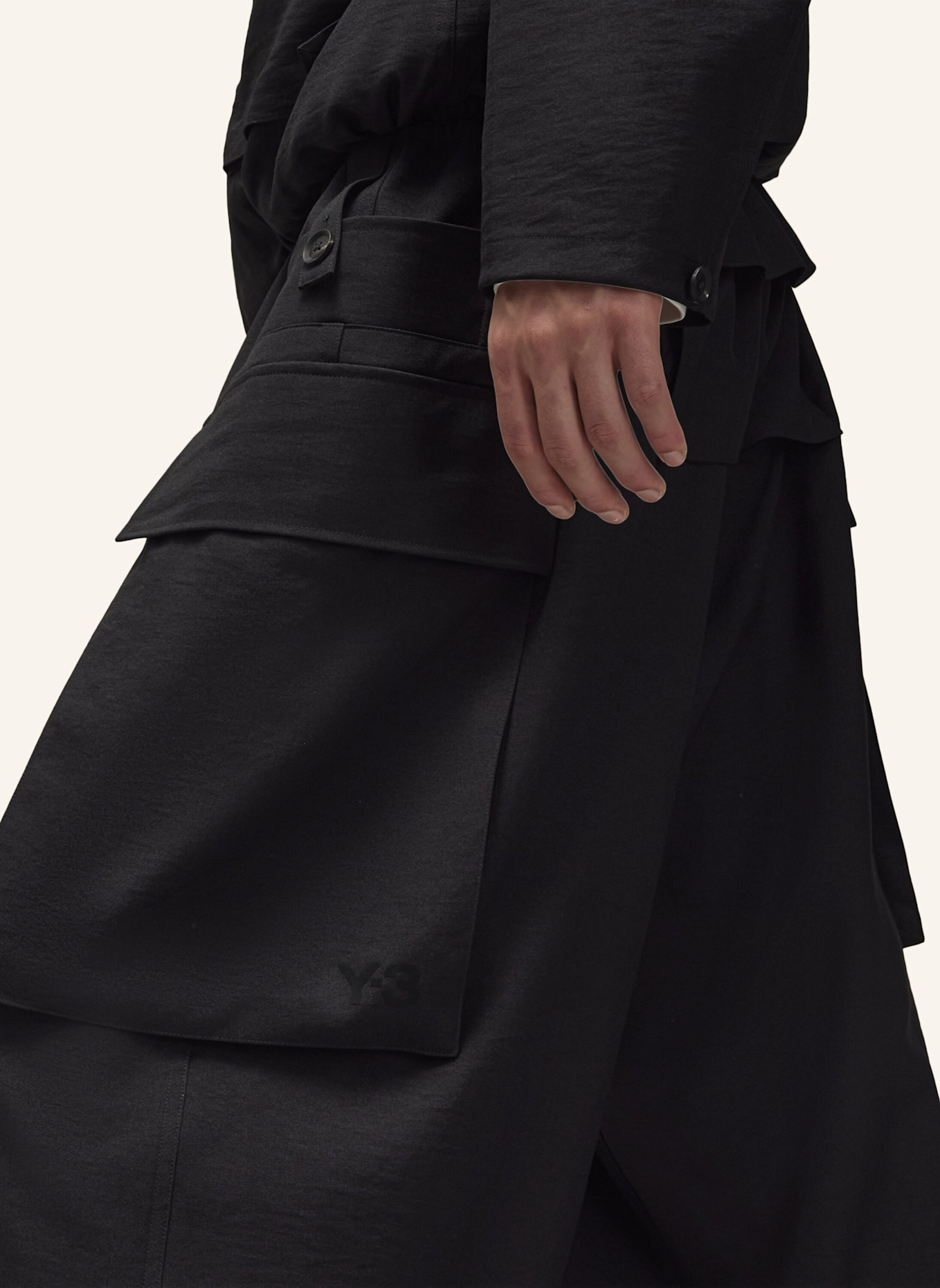 Y-3 Y-3 SPORT UNIFORM CARGOHOSE: SCHWARZ