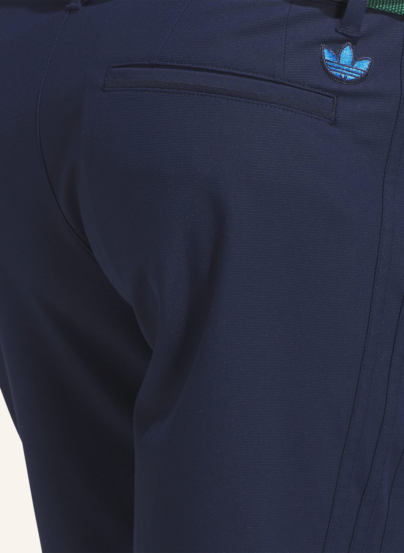 adidas ORIGINALS TWISTKNIT PLISSIERTE SHORTS: BLAU