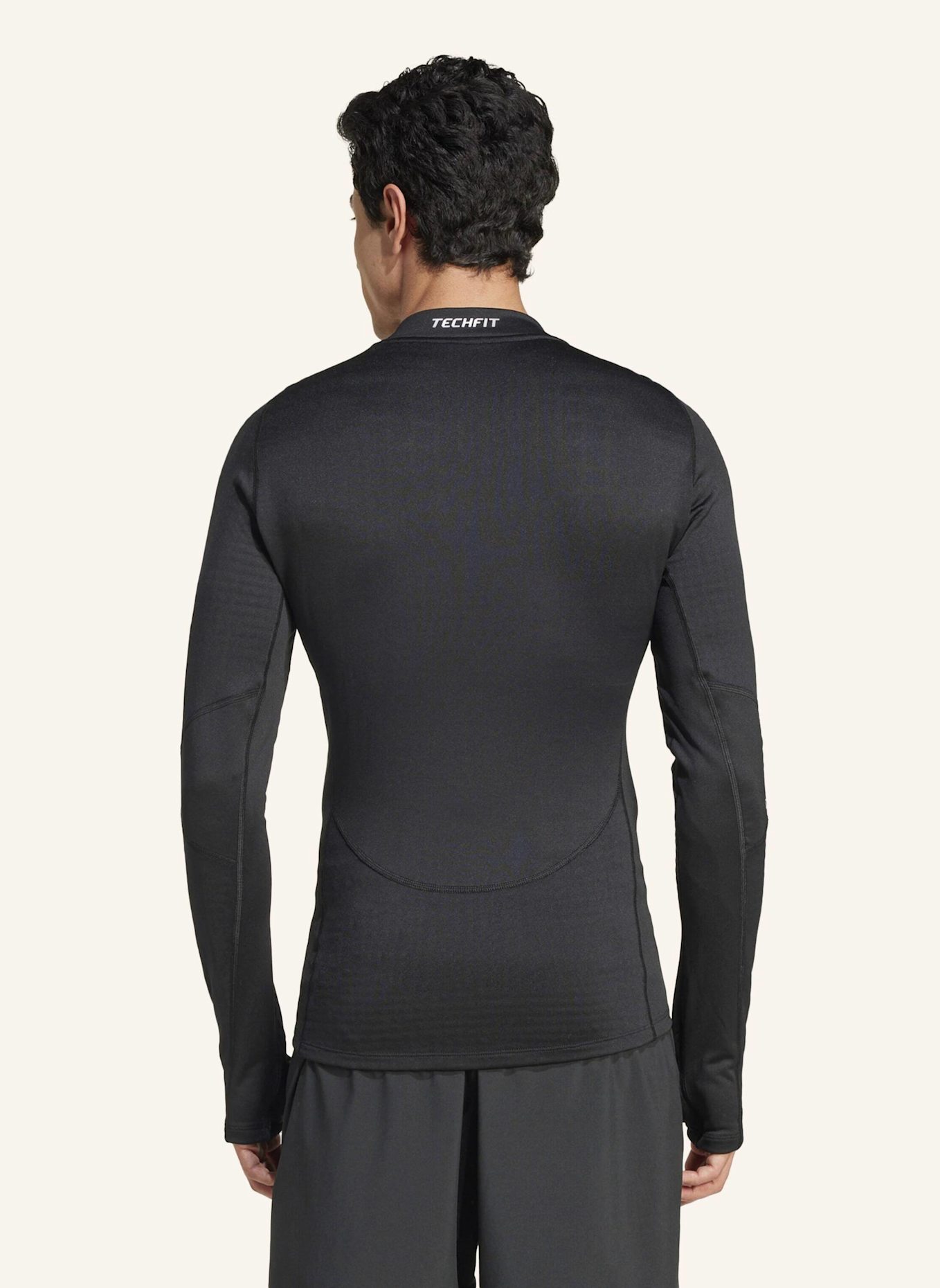 adidas TECHFIT COLD.RDY TRAINING LONGSLEEVE: SCHWARZ